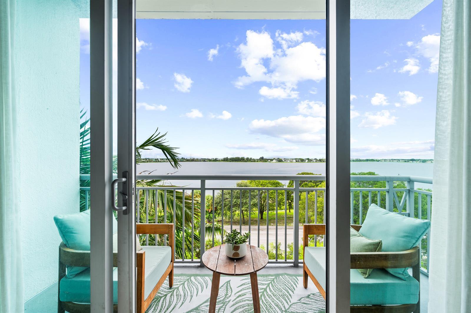 300 S Australian Avenue Unit 425, West Palm Beach FL 33401 photo 4