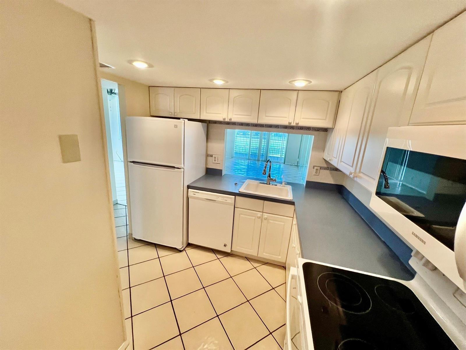 9450 Poinciana Place # 416, Davie FL 33324 photo 4