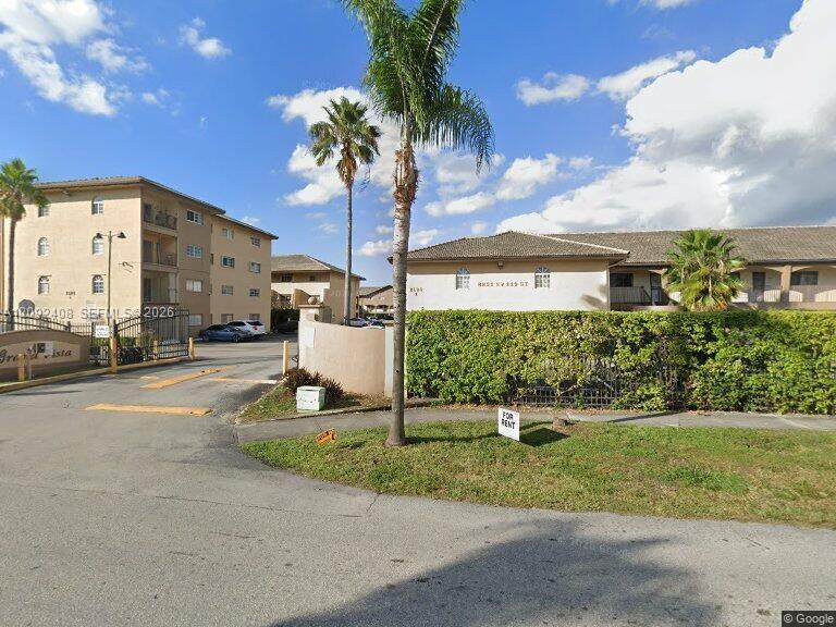 8851 NW 119th St # 6113, Hialeah Gardens FL 33018 photo 2