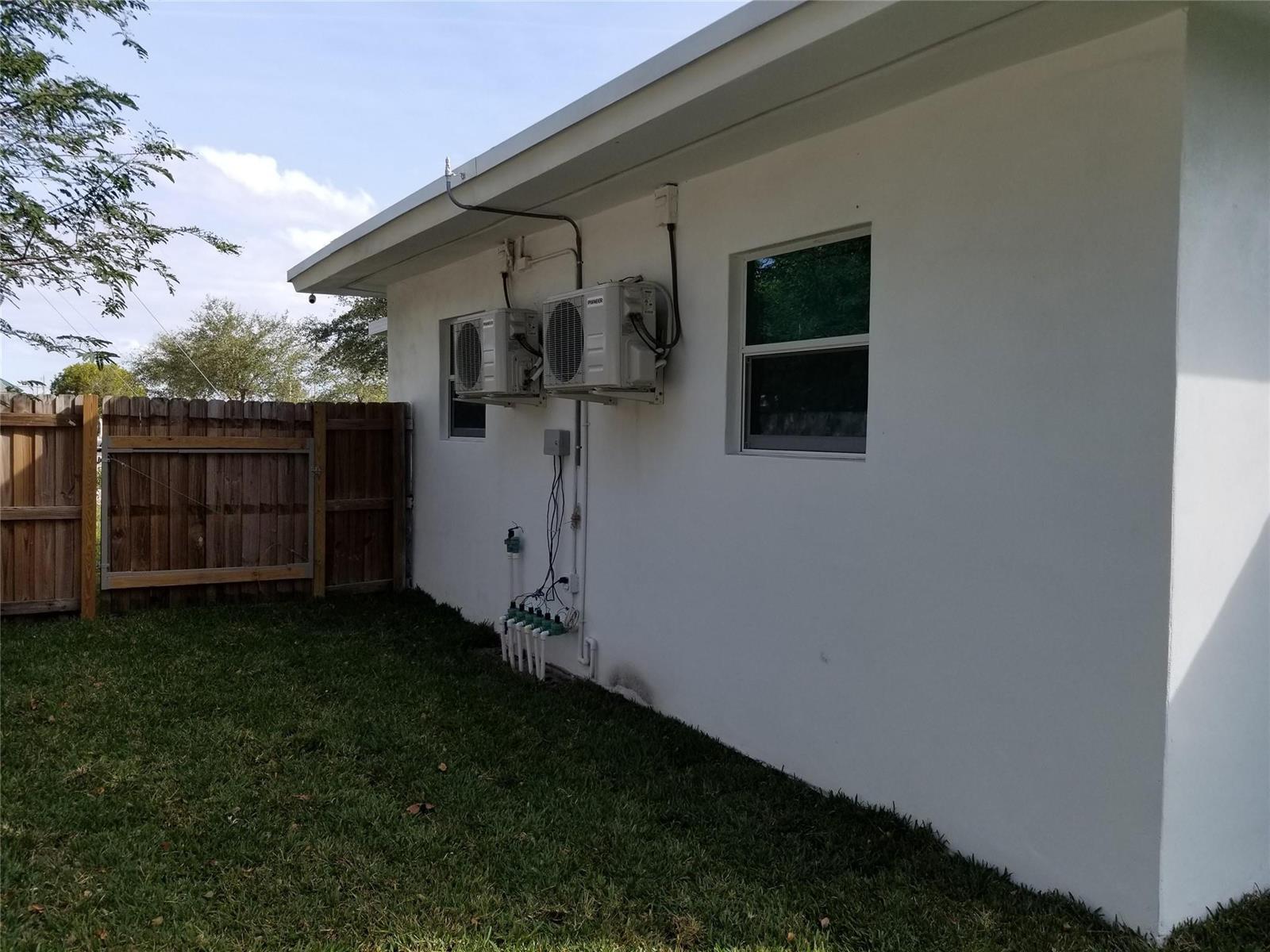 4217 SW 61st Avenue, Davie FL 33314 photo 4