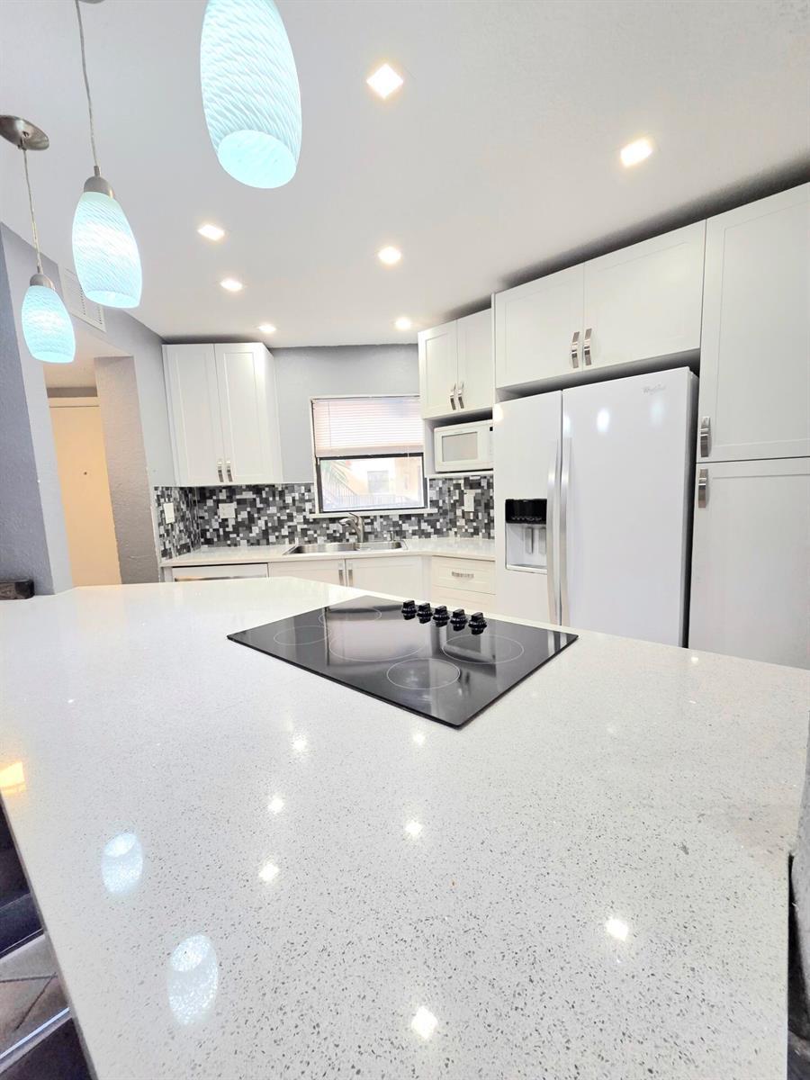 6655 W Broward Boulevard # 203, Plantation FL 33317 photo 2