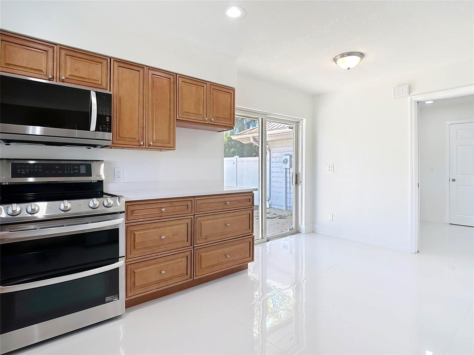 1200 POITRAS Drive, Vero Beach FL 32963 photo 5