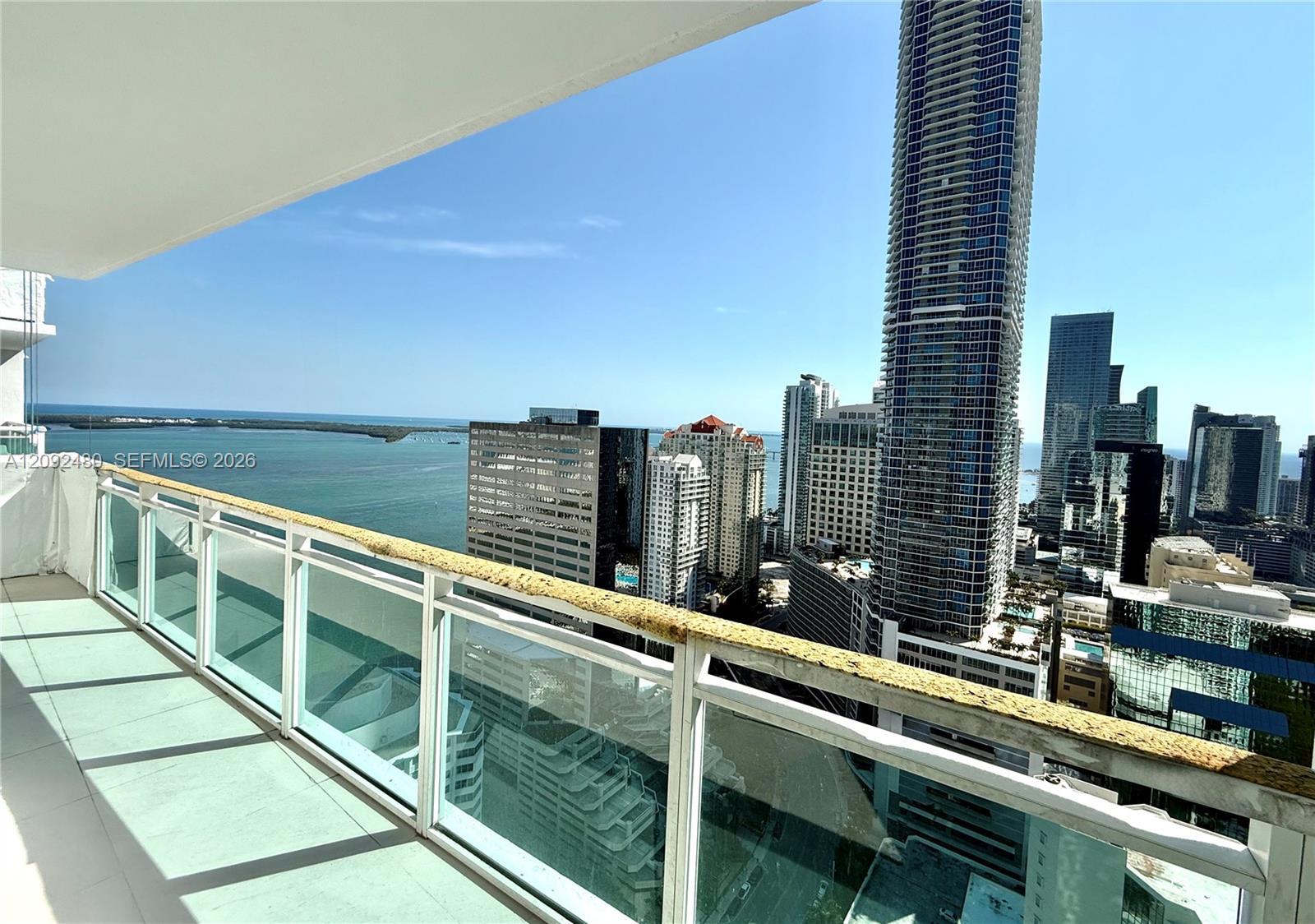 Miami, FL 33131 photo 2