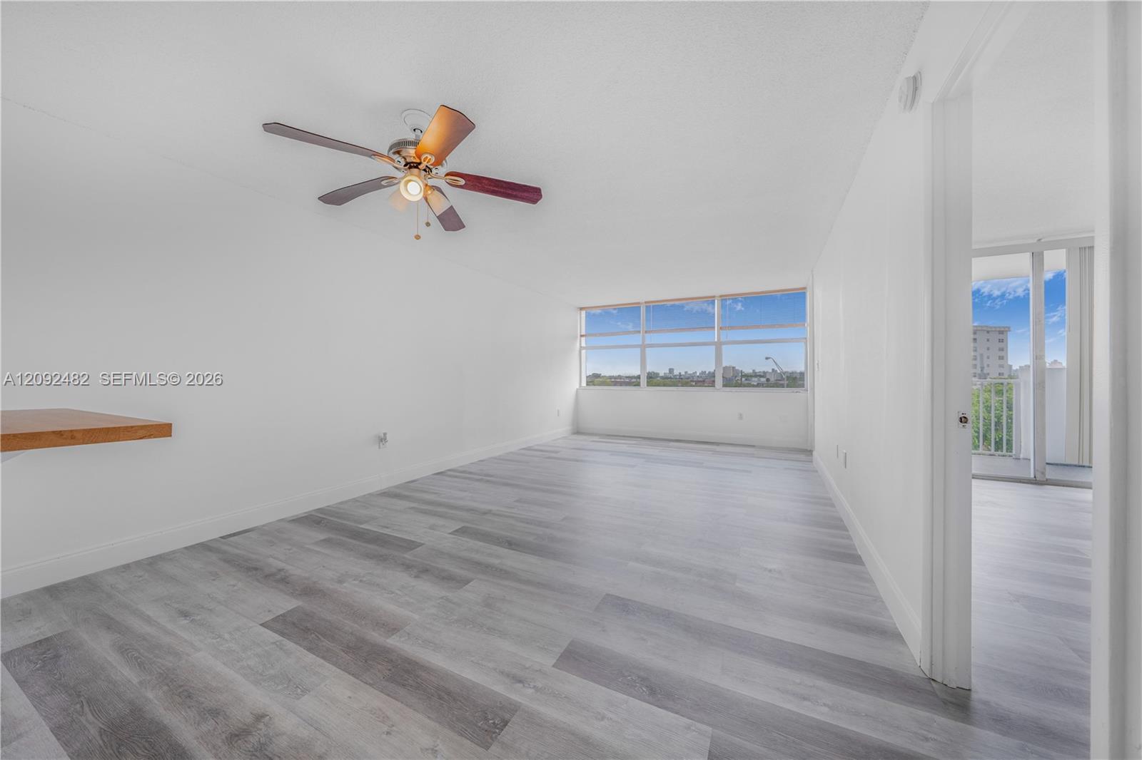 1300 NE Miami Gardens Dr # 512E, Miami FL 33179 photo 5