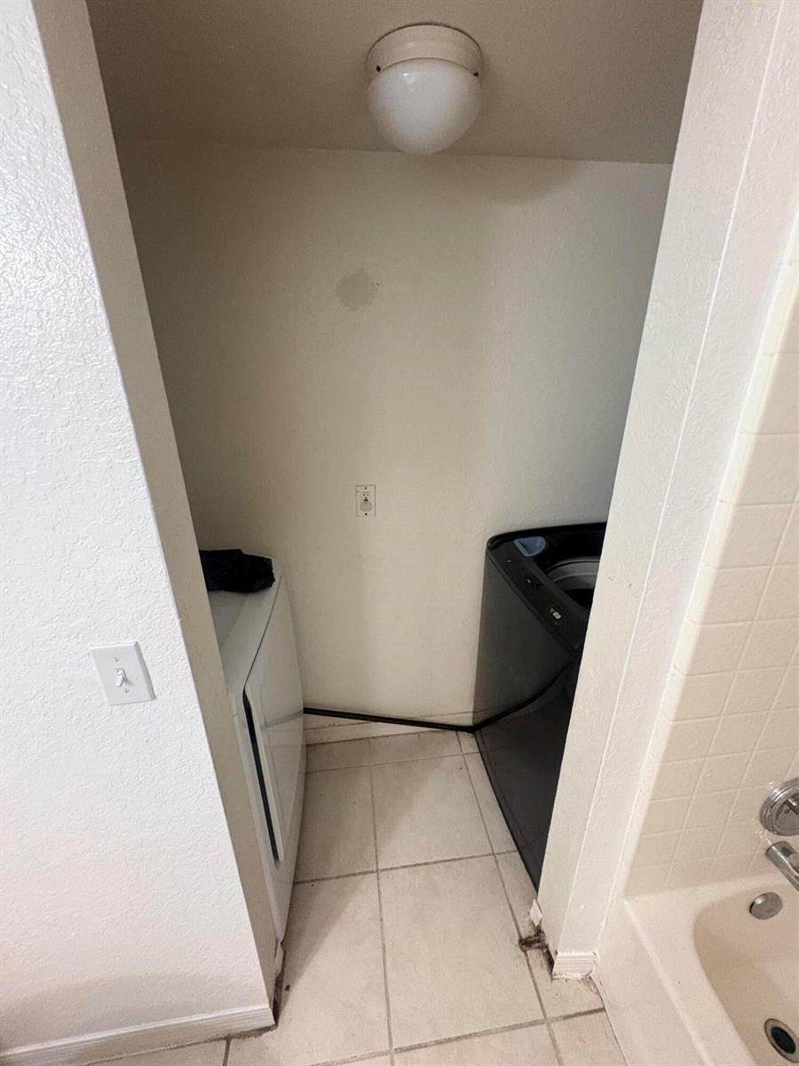 4245 S 57TH Avenue # 101W, FL 33463 photo 2