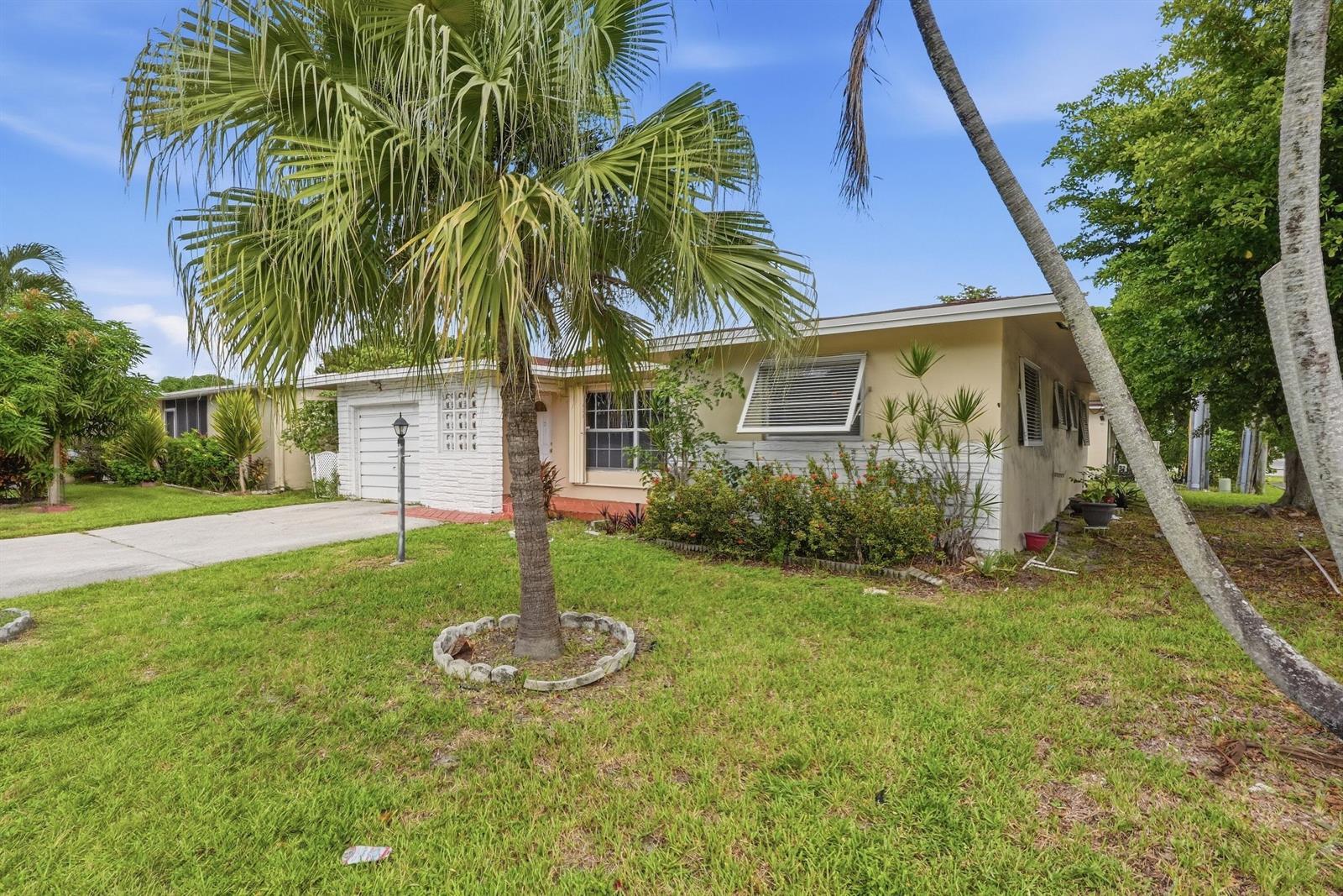 901 NW 48th Place, Pompano Beach FL 33064 photo 3