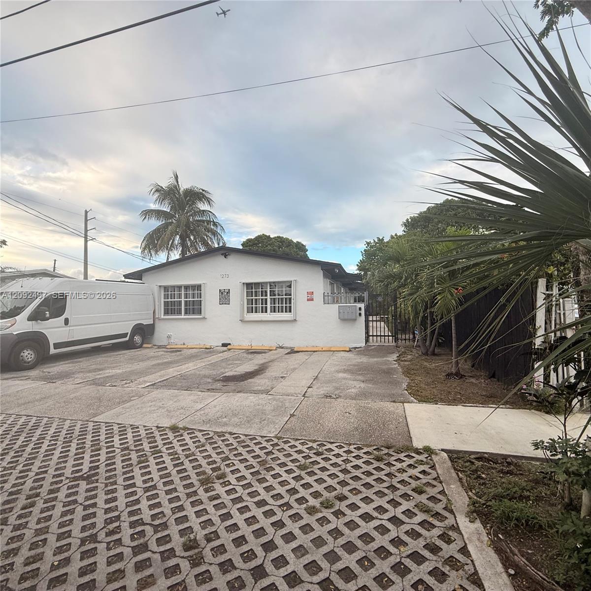 1273 NW 24th St # 4, Miami FL 33142