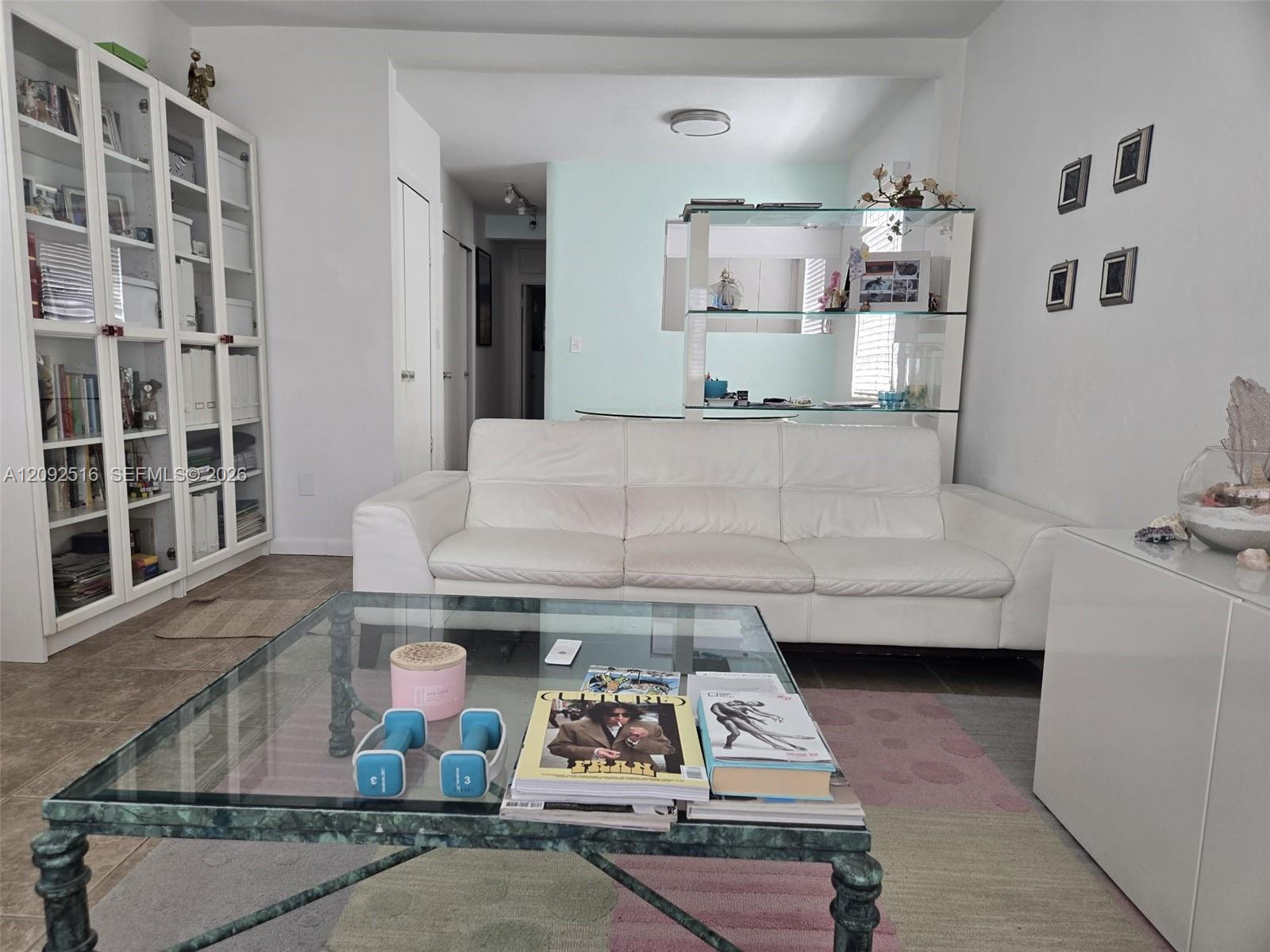 717 Espanola Way # 207, Miami Beach FL 33139
