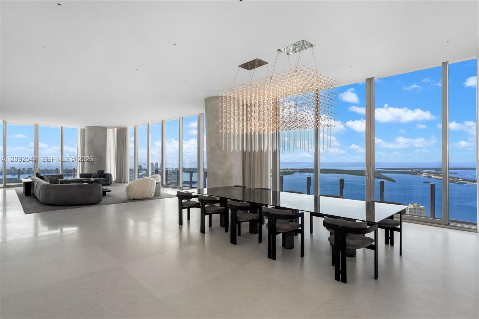 300 Biscayne Boulevard Way, Miami FL 33131 photo 3
