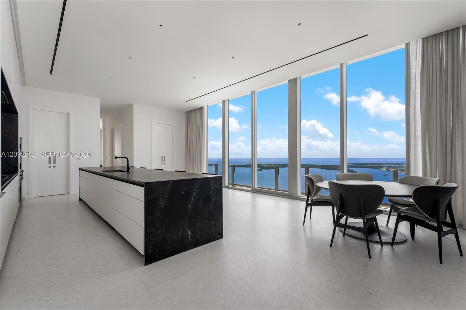 300 Biscayne Boulevard Way, Miami FL 33131 photo 5