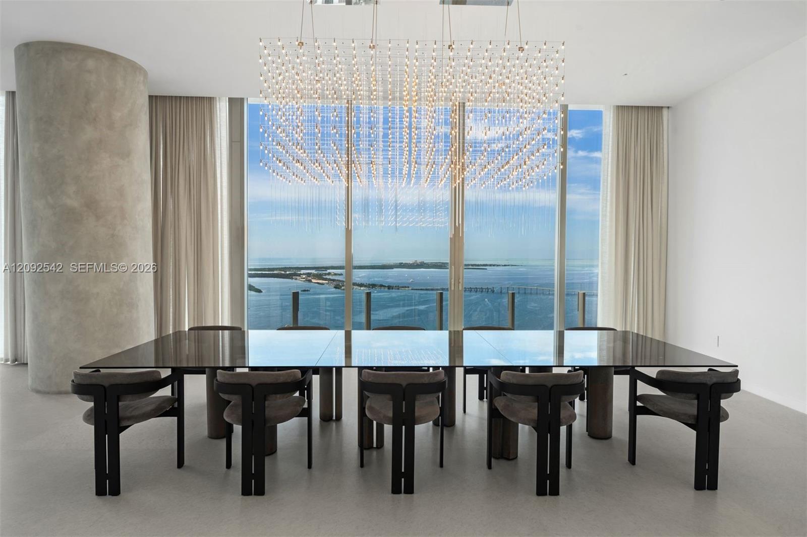 300 Biscayne Boulevard Way, Miami FL 33131 photo 4