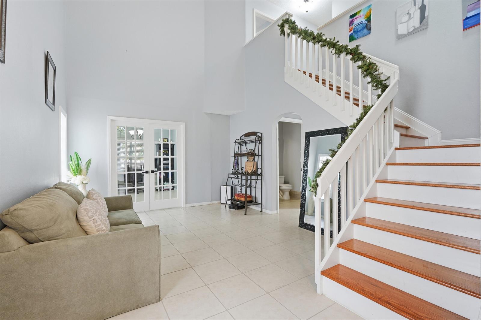 19257 NW 14th Street, Pembroke Pines FL 33029 photo 2