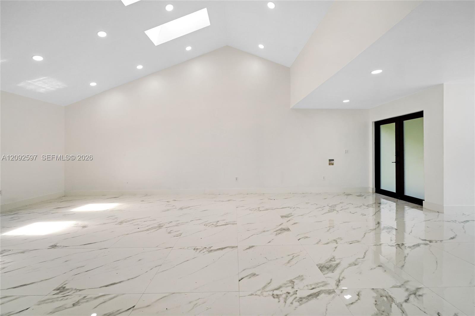 8745 NW 150th Ter, Miami Lakes FL 33018 photo 5