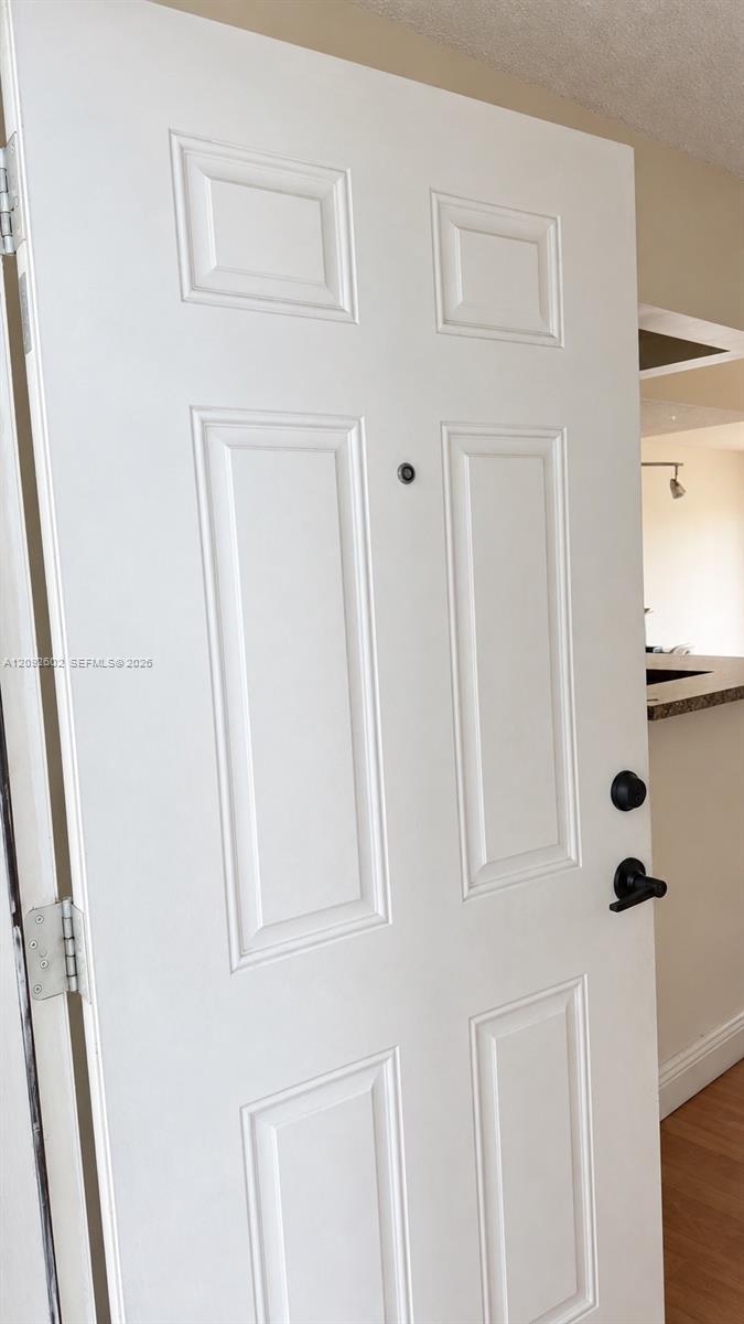 9375 Fontainebleau Blvd # 402, Miami FL 33172 photo 2
