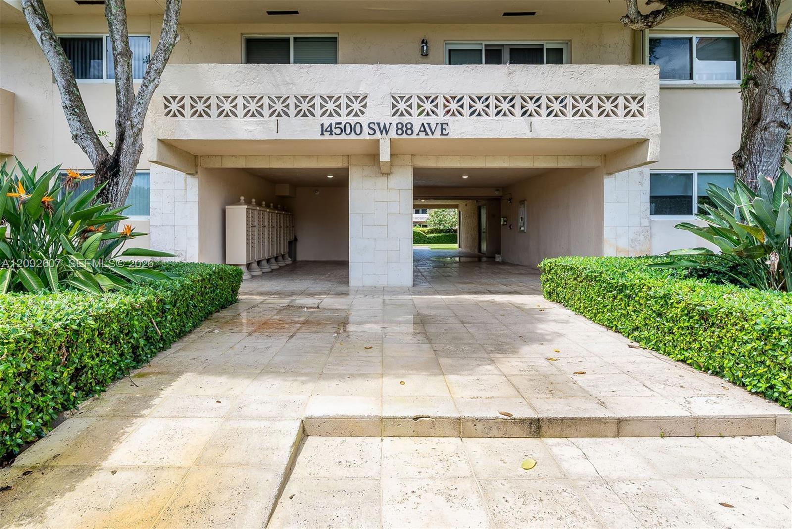 14500 SW 88th Ave # 241, Palmetto Bay FL 33176 photo 2