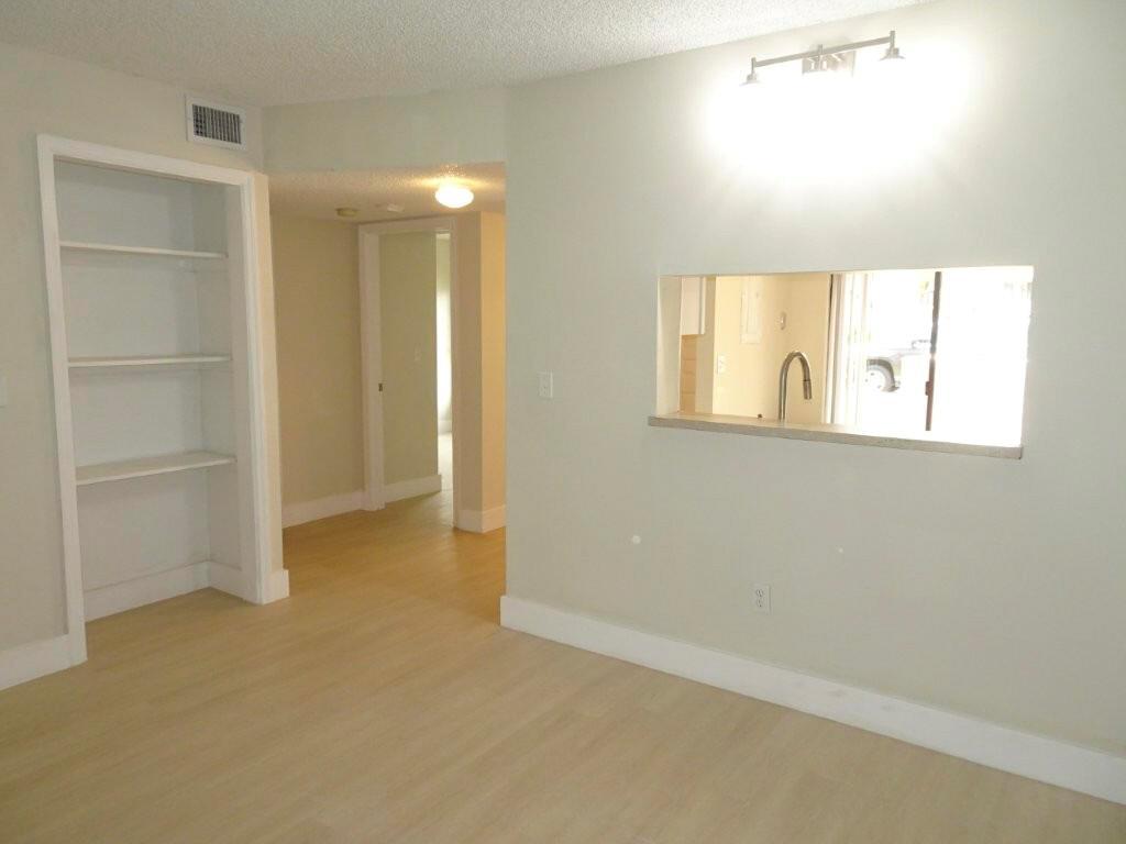 350 Club Circle # 105, Boca Raton FL 33487 photo 4