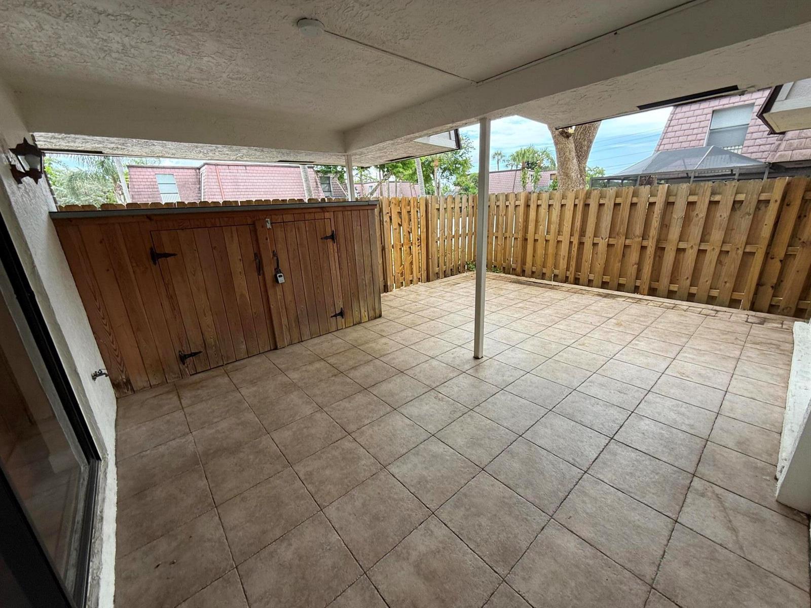 7585 Courtyard Run W, Boca Raton FL 33433 photo 3