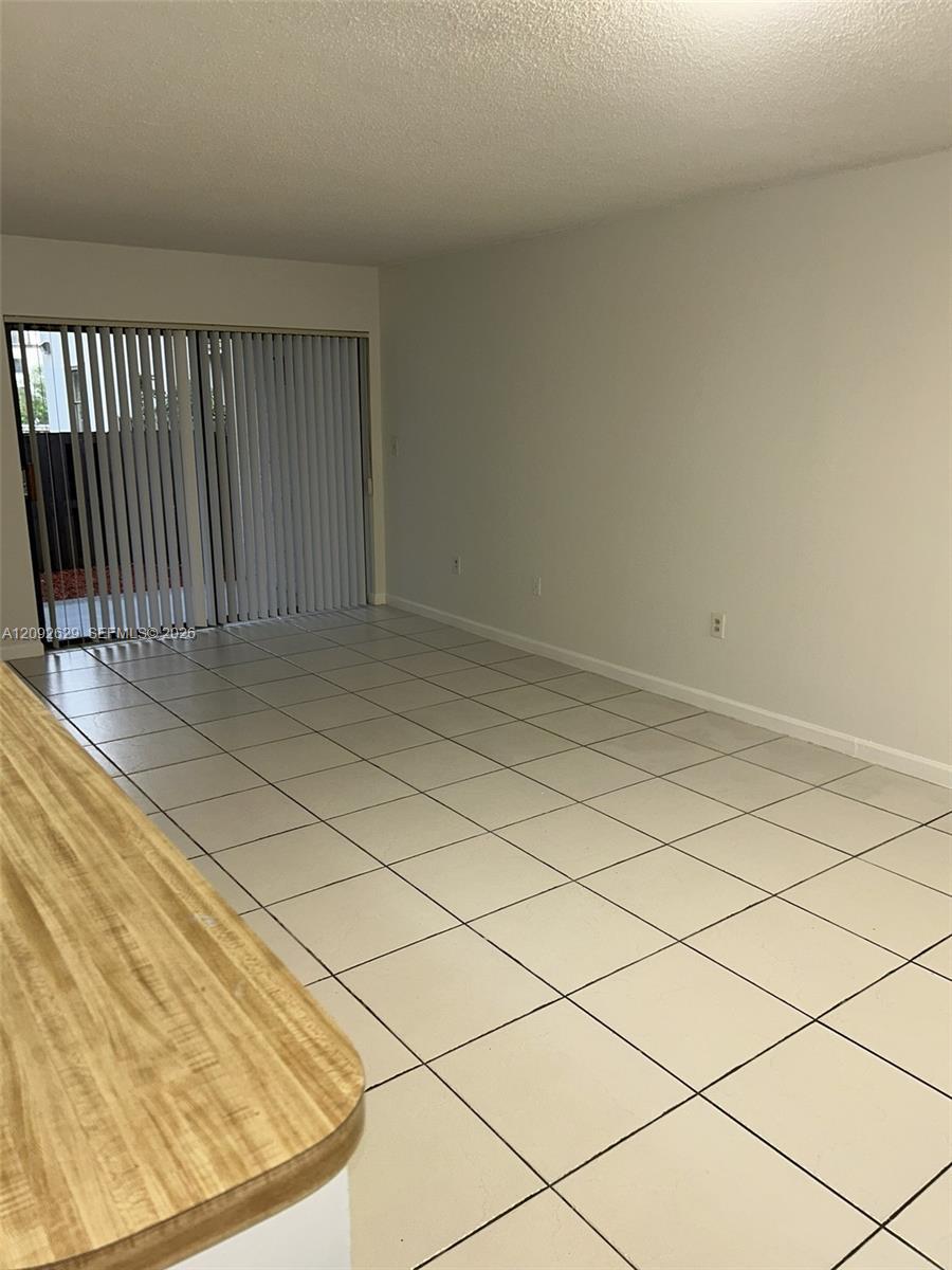 9431 Fontainebleau Blvd # 101, Miami FL 33172 photo 4