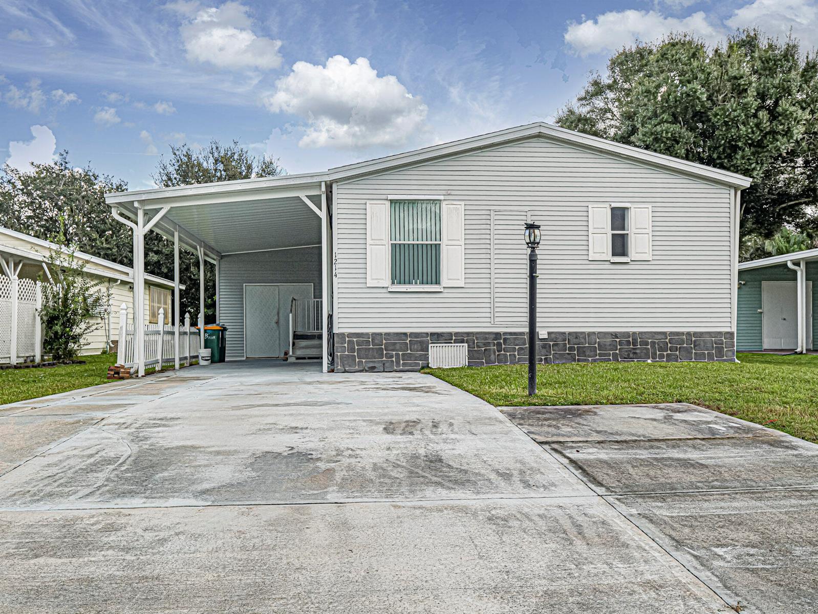1214 Iriquois Drive, Barefoot Bay FL 32976 photo 3