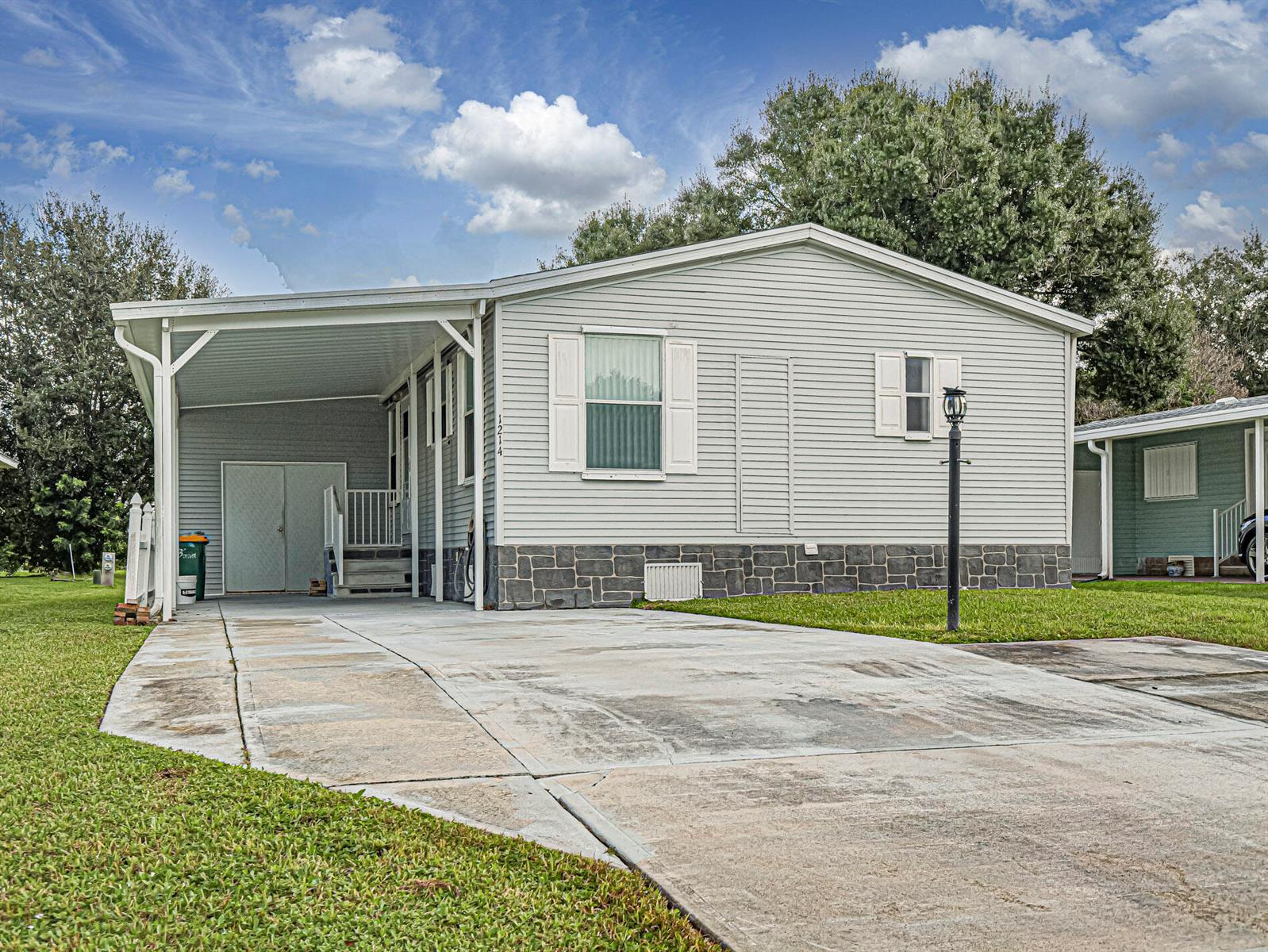 1214 Iriquois Drive, Barefoot Bay FL 32976