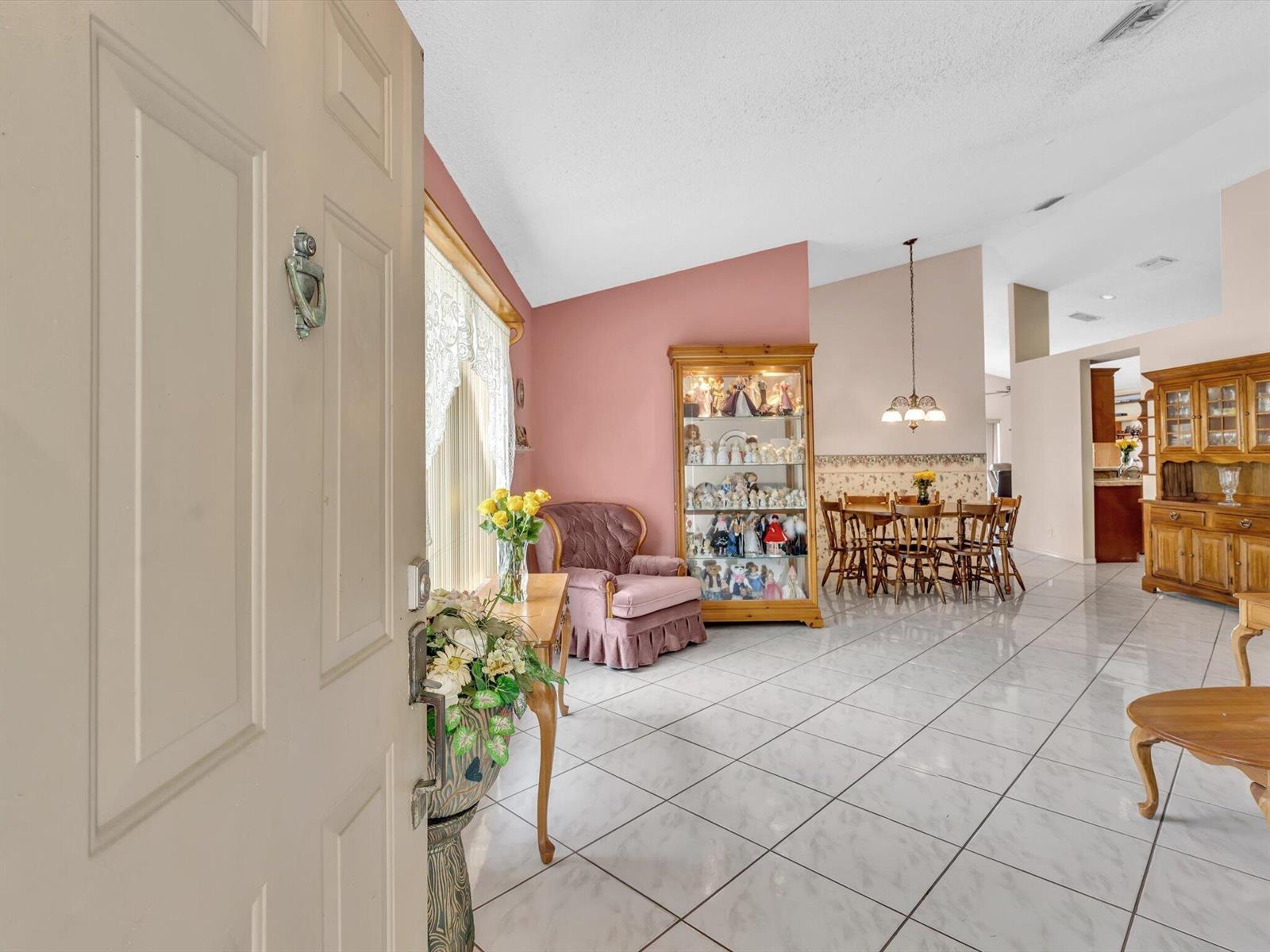 12535 SW 7th Place, Davie FL 33325 photo 5