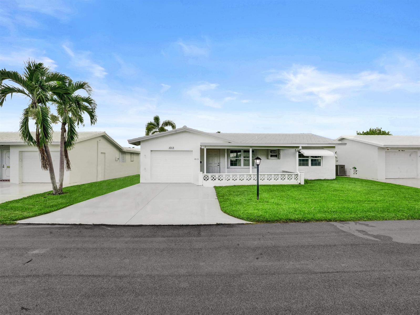 1013 SW 15th Street, Boynton Beach FL 33426 photo 2