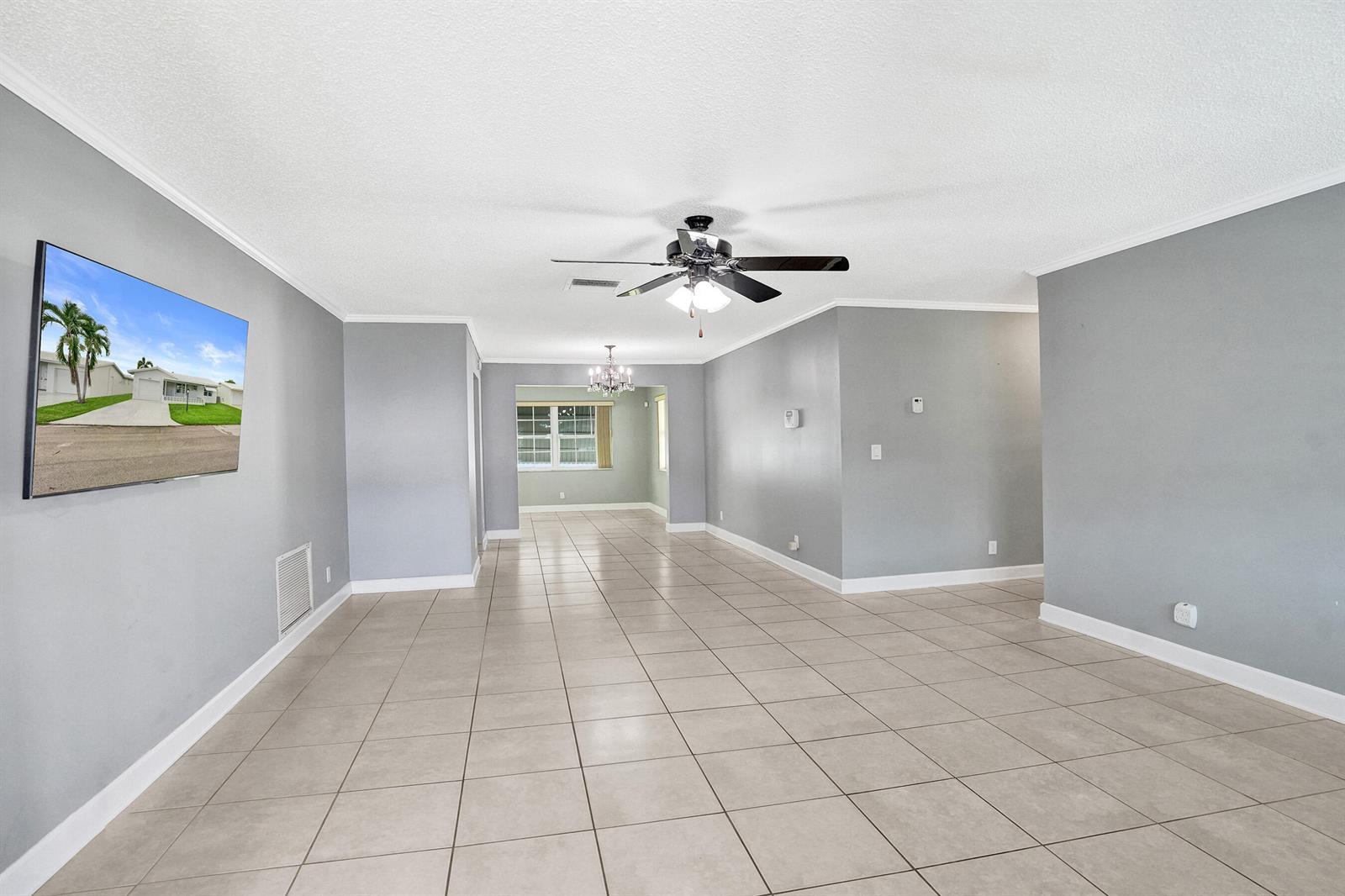 1013 SW 15th Street, Boynton Beach FL 33426 photo 5