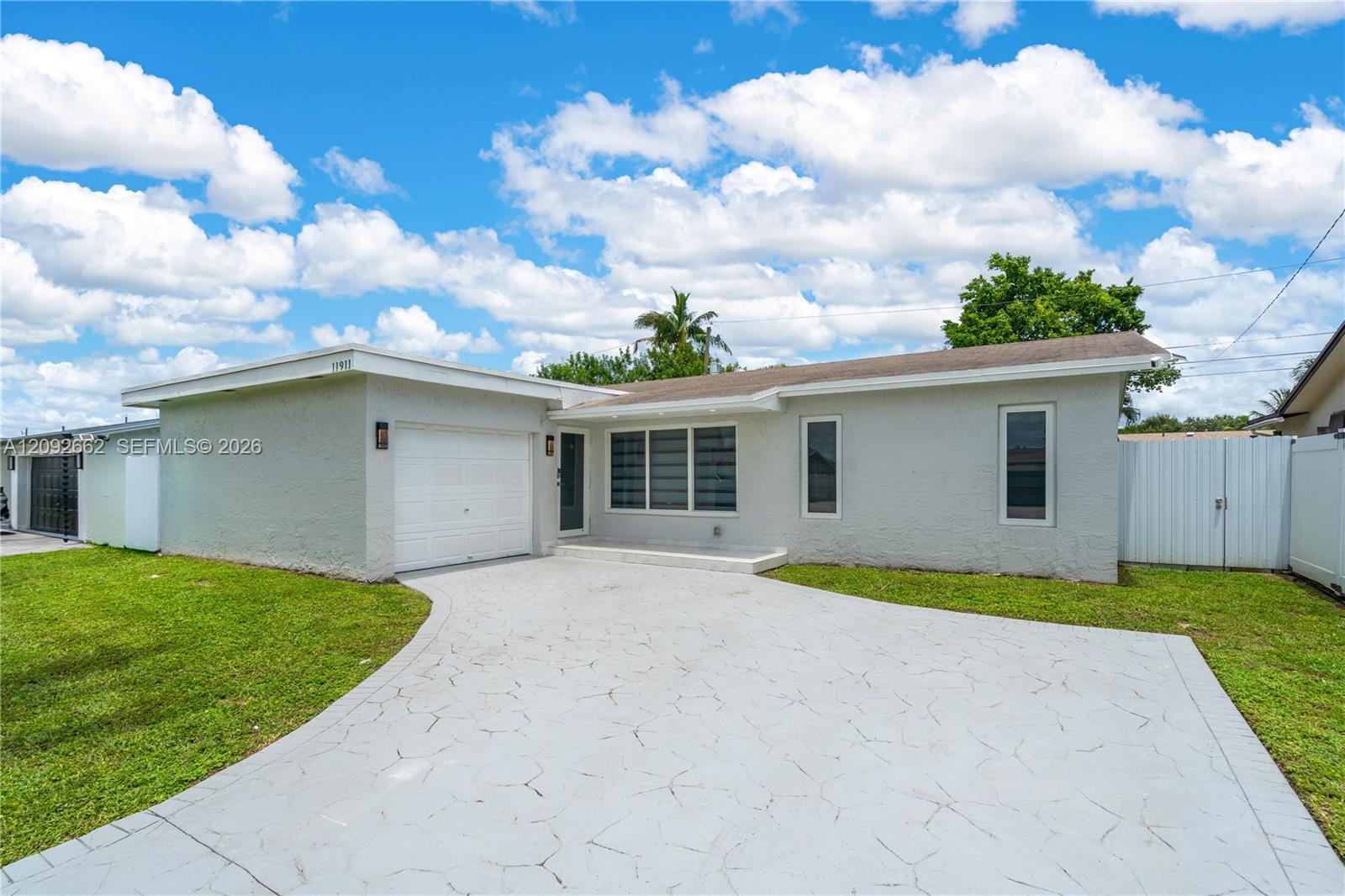 11911 NW 32nd Mnr # 0, Sunrise FL 33323 photo 2