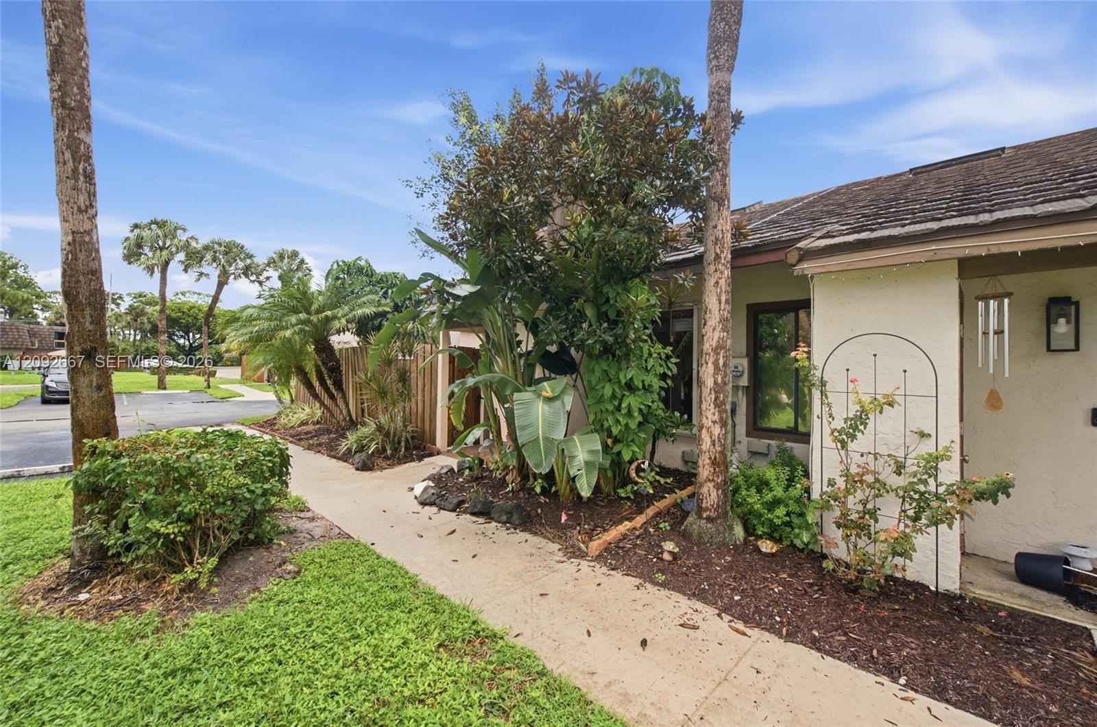 4120 Palm Bay Cir, West Palm Beach FL 33406 photo 3