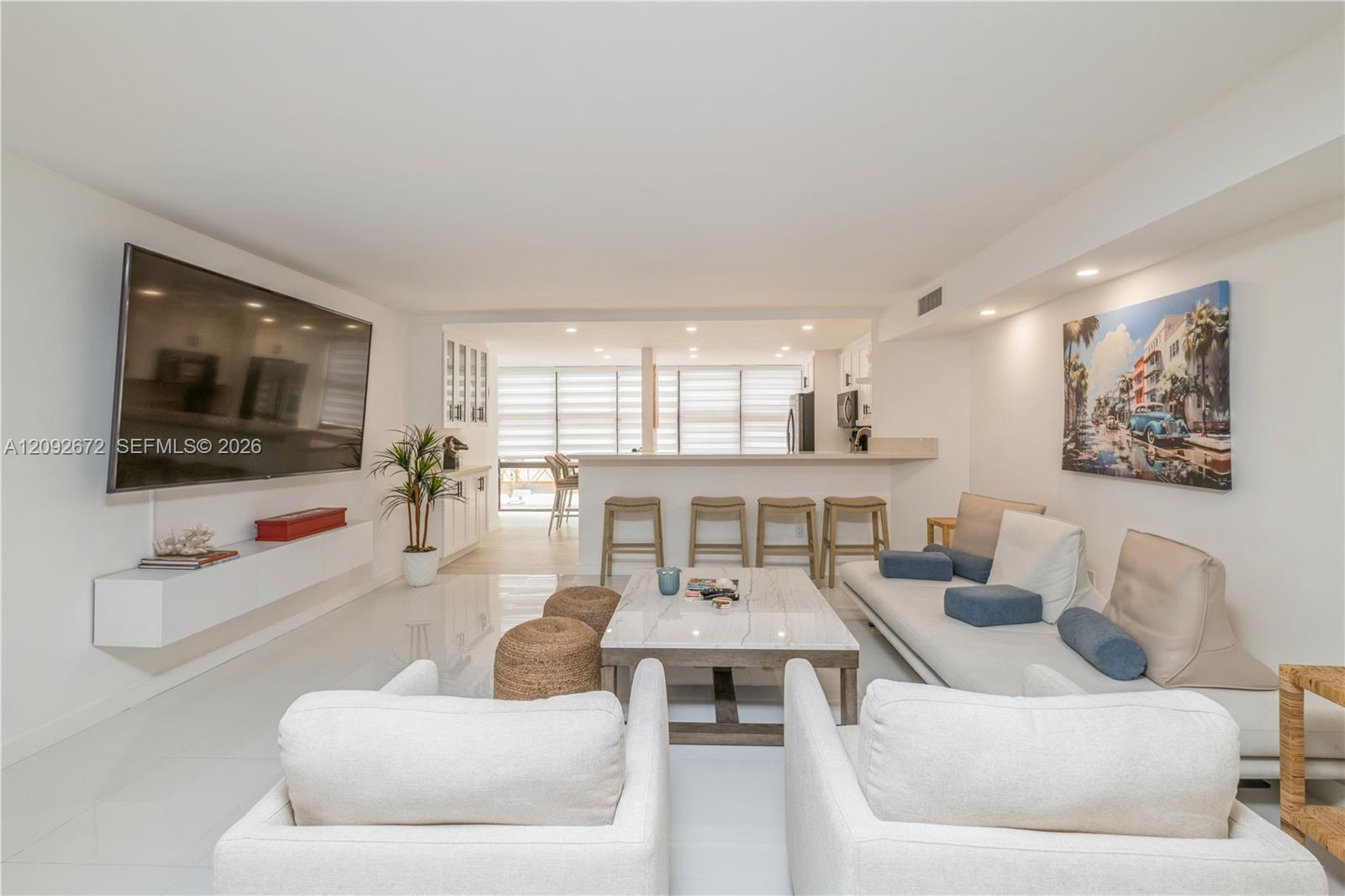 6423 Collins Ave # 203, Miami Beach FL 33141