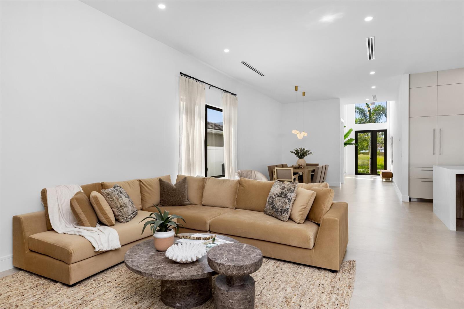 707 Lake Avenue N, Delray Beach FL 33483 photo 5
