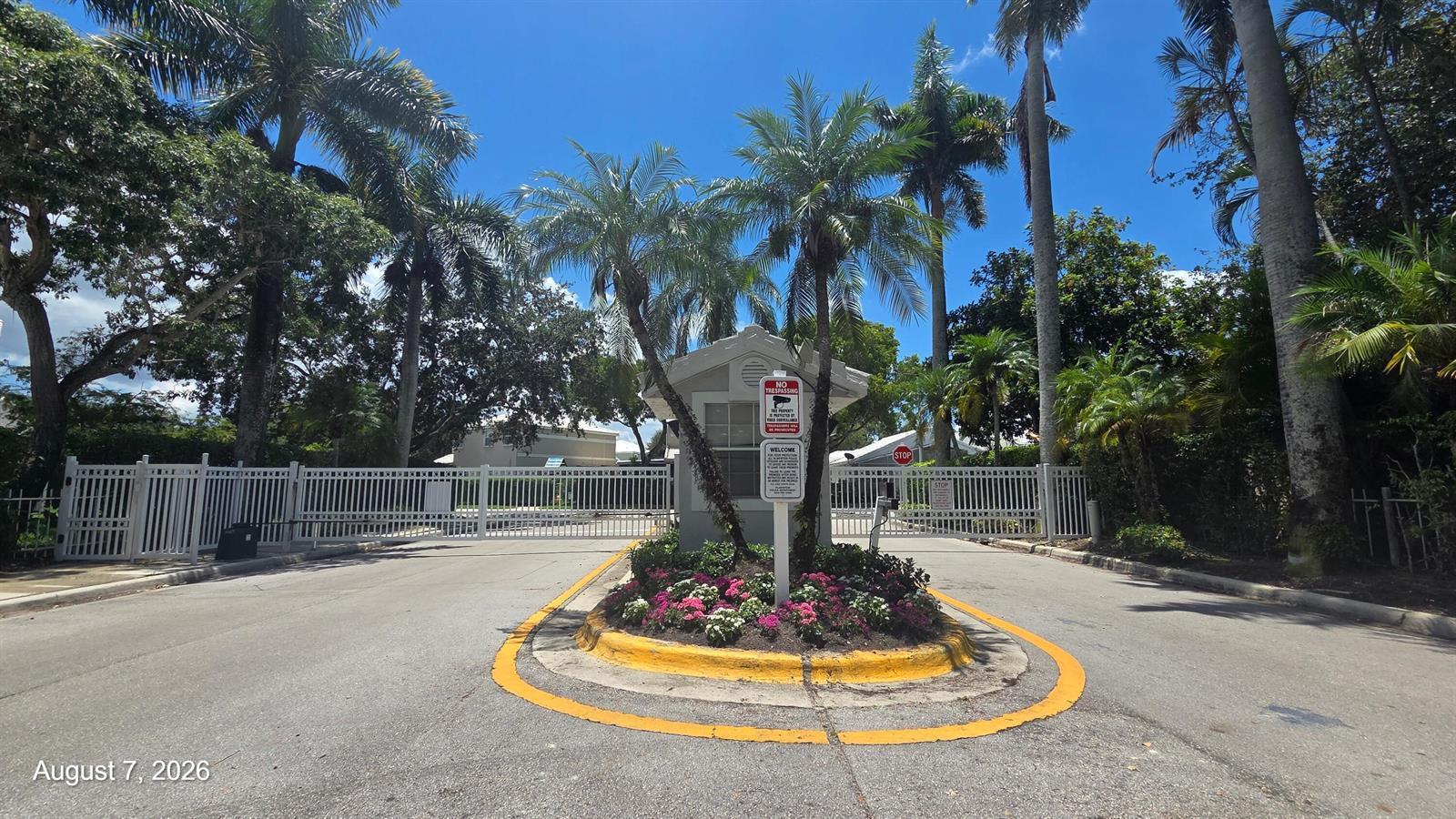 9538 NW 8th Circle, Plantation FL 33324 photo 3