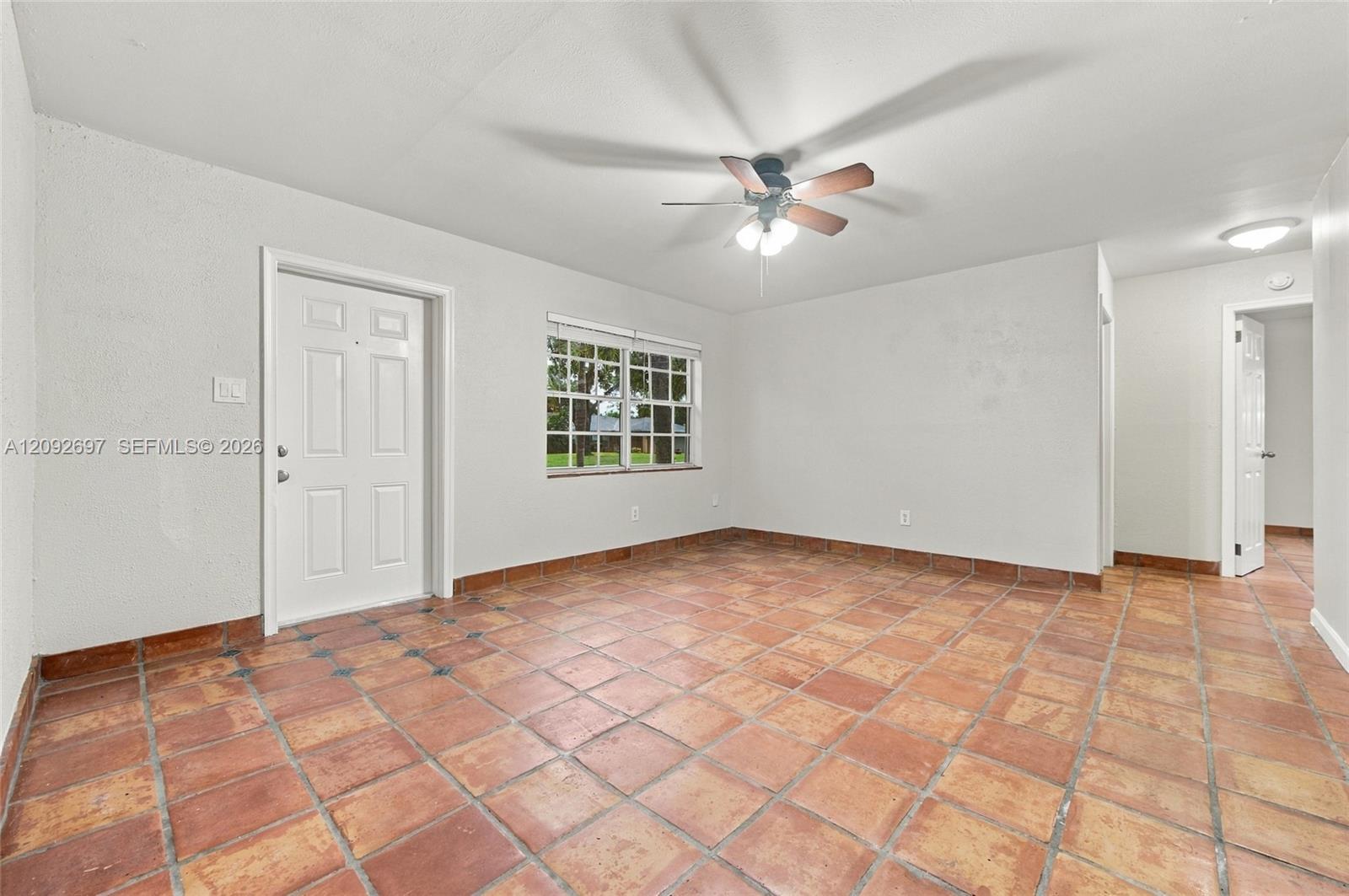 49 W Mango Rd, Lake Worth FL 33467 photo 5