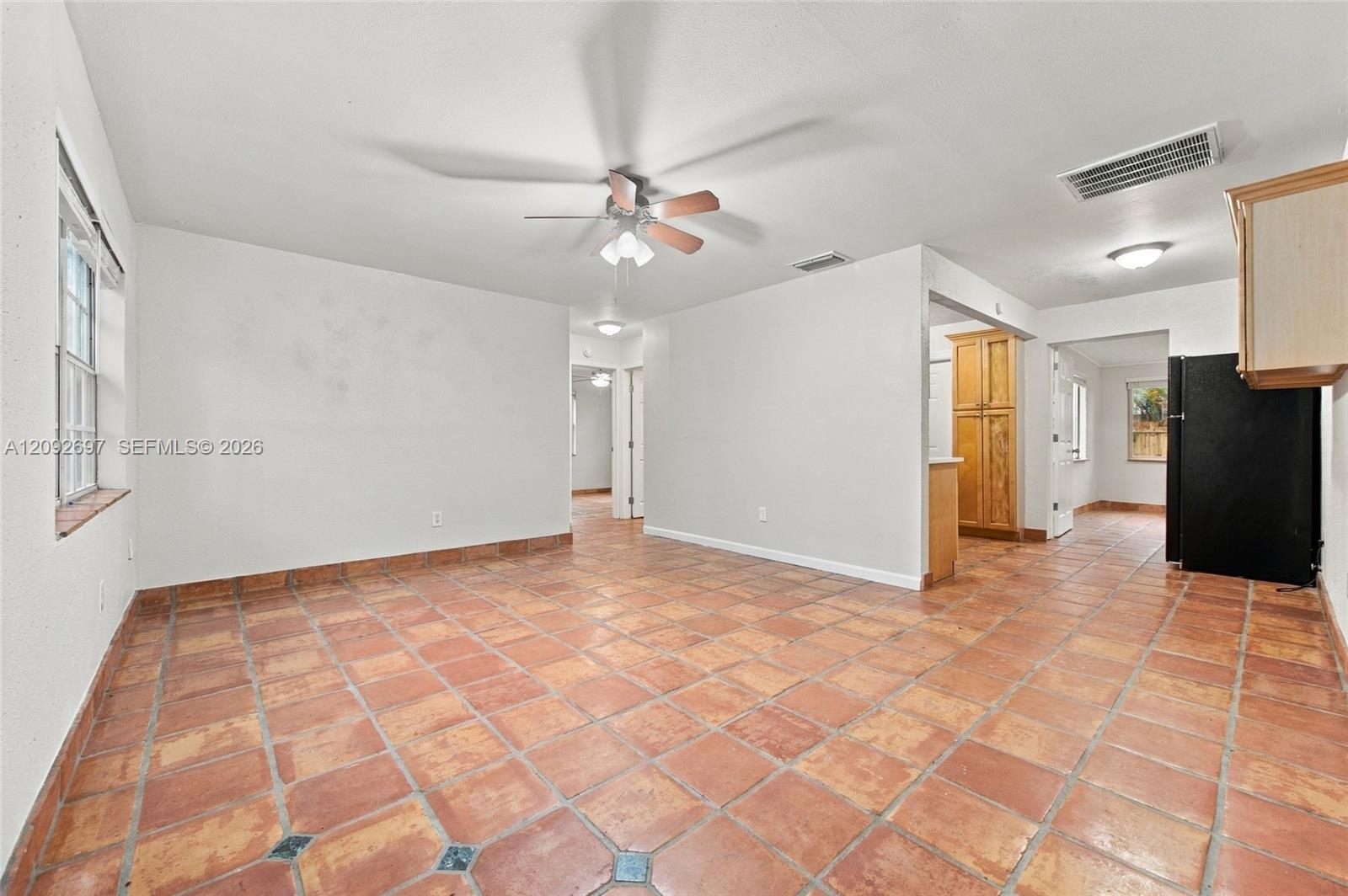 49 W Mango Rd, Lake Worth FL 33467 photo 4