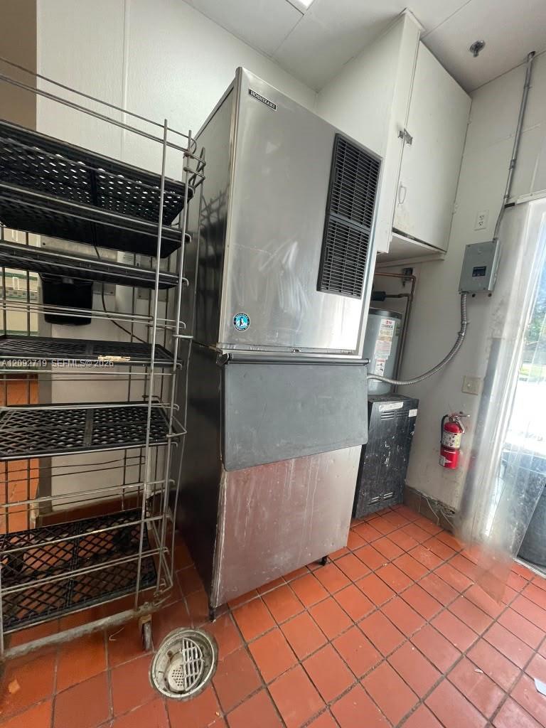 18279 Pines Blvd, Pembroke Pines FL 33029 photo 5