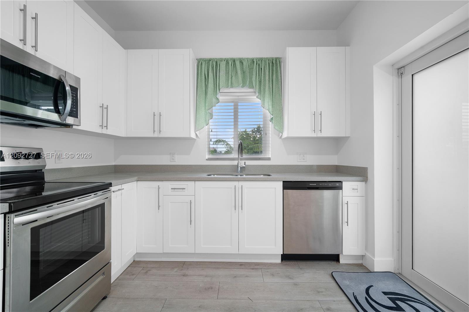 836 NW 33rd Ave # B, Miami FL 33125 photo 5