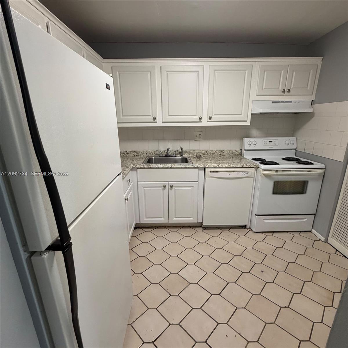 7801 S Colony Cir S # 105, Tamarac FL 33321
