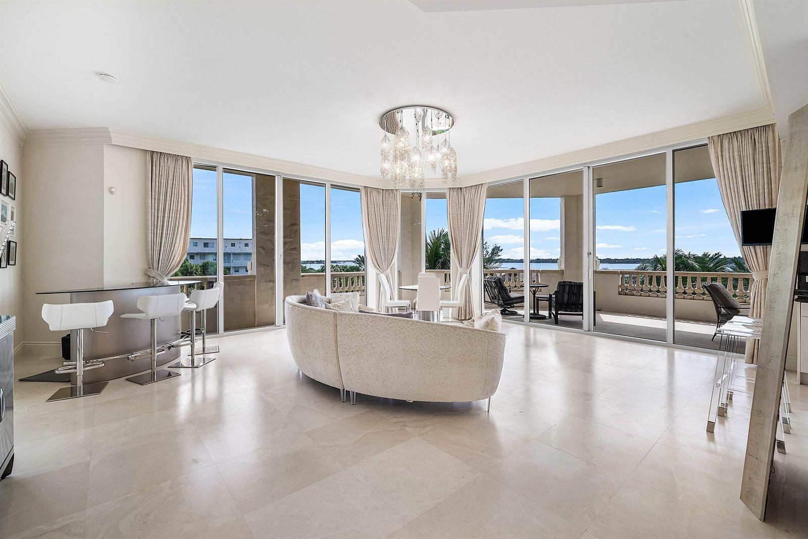3000 S OCEAN Boulevard # 402, Palm Beach FL 33480 photo 4