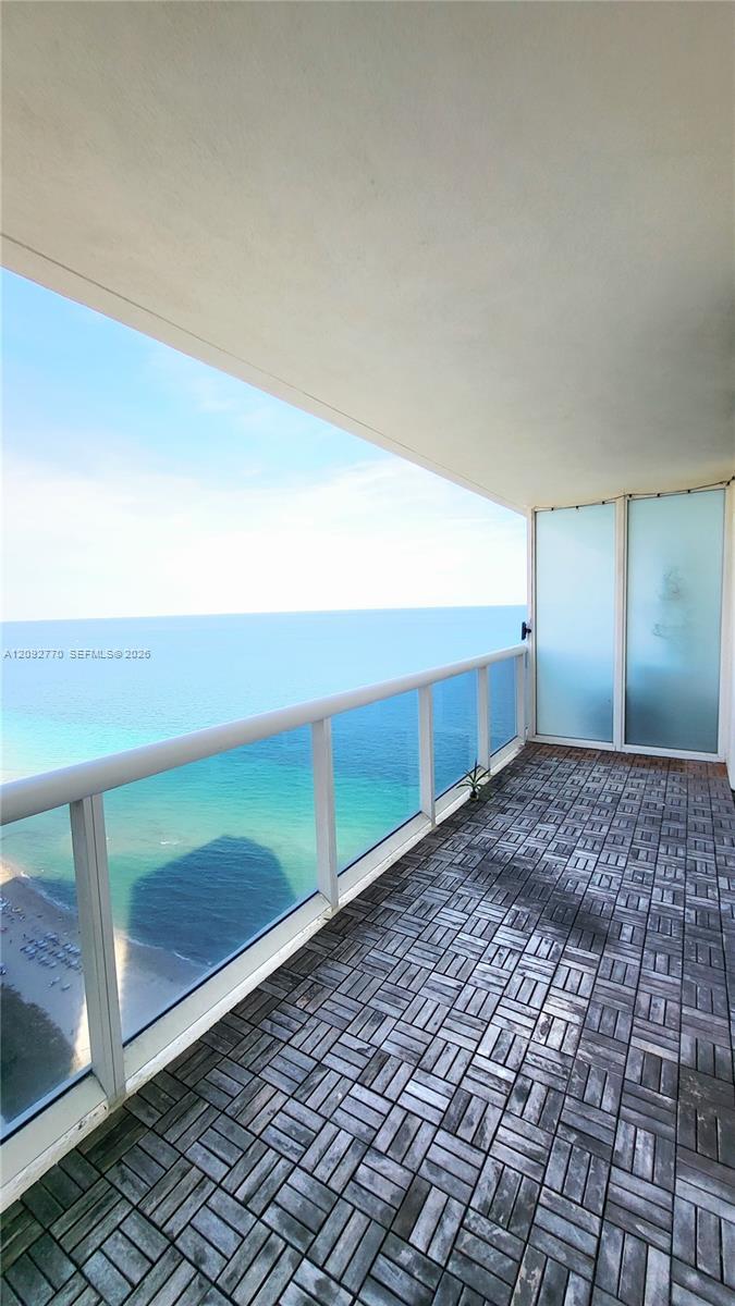 1830 S Ocean Dr # 4410, Hallandale Beach FL 33009 photo 4