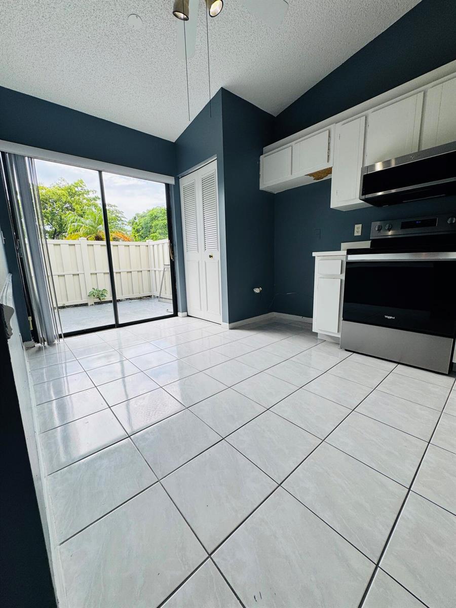 1025 Green Pine Boulevard # B, West Palm Beach FL 33409 photo 5