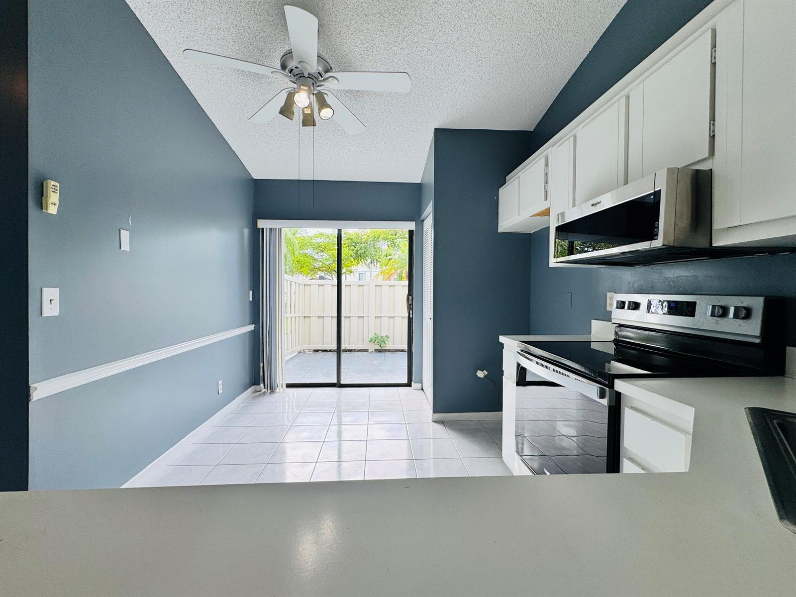 1025 Green Pine Boulevard # B, West Palm Beach FL 33409 photo 4