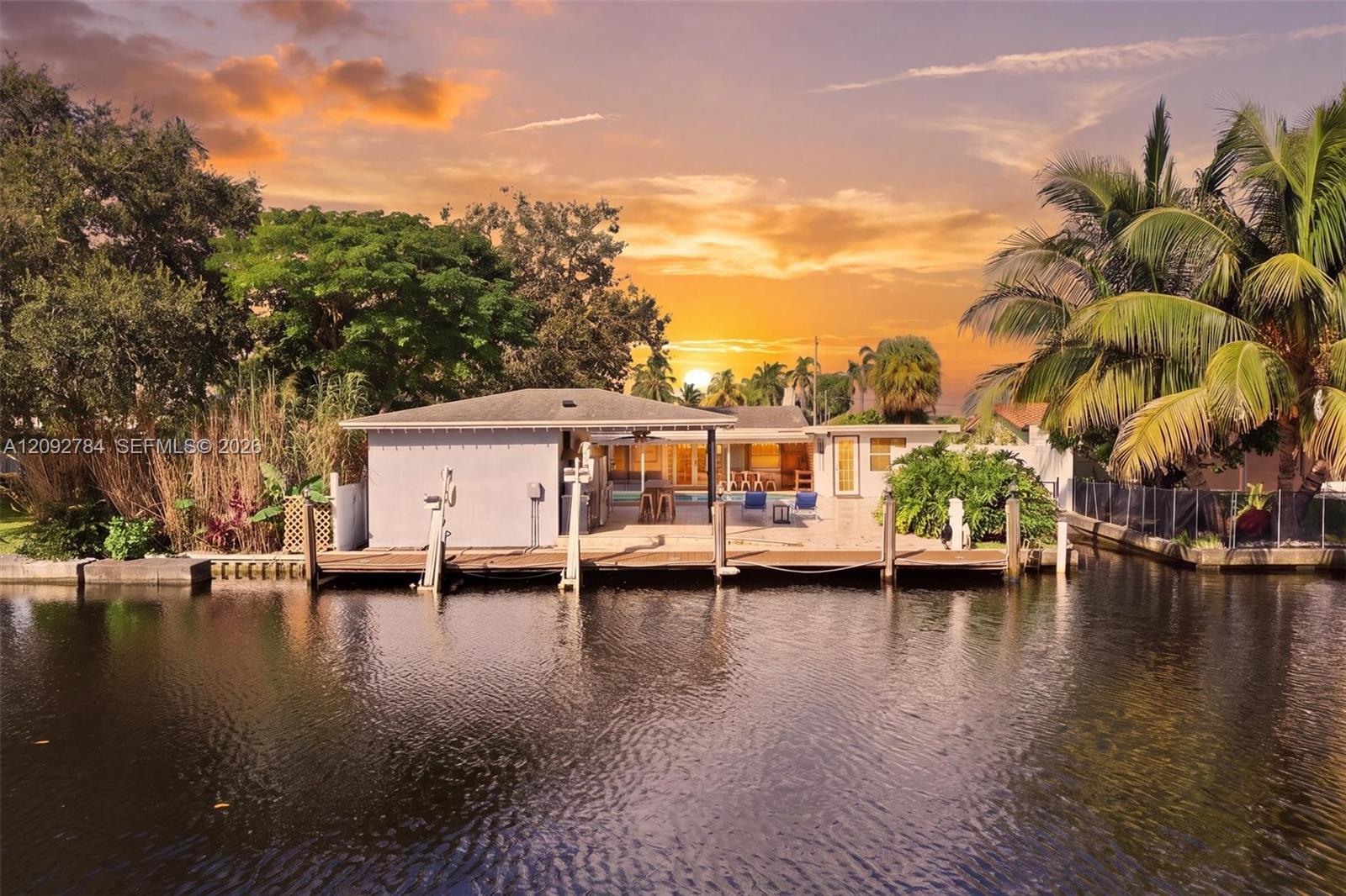 4716 SW 34th Ter, Fort Lauderdale FL 33312 photo 2
