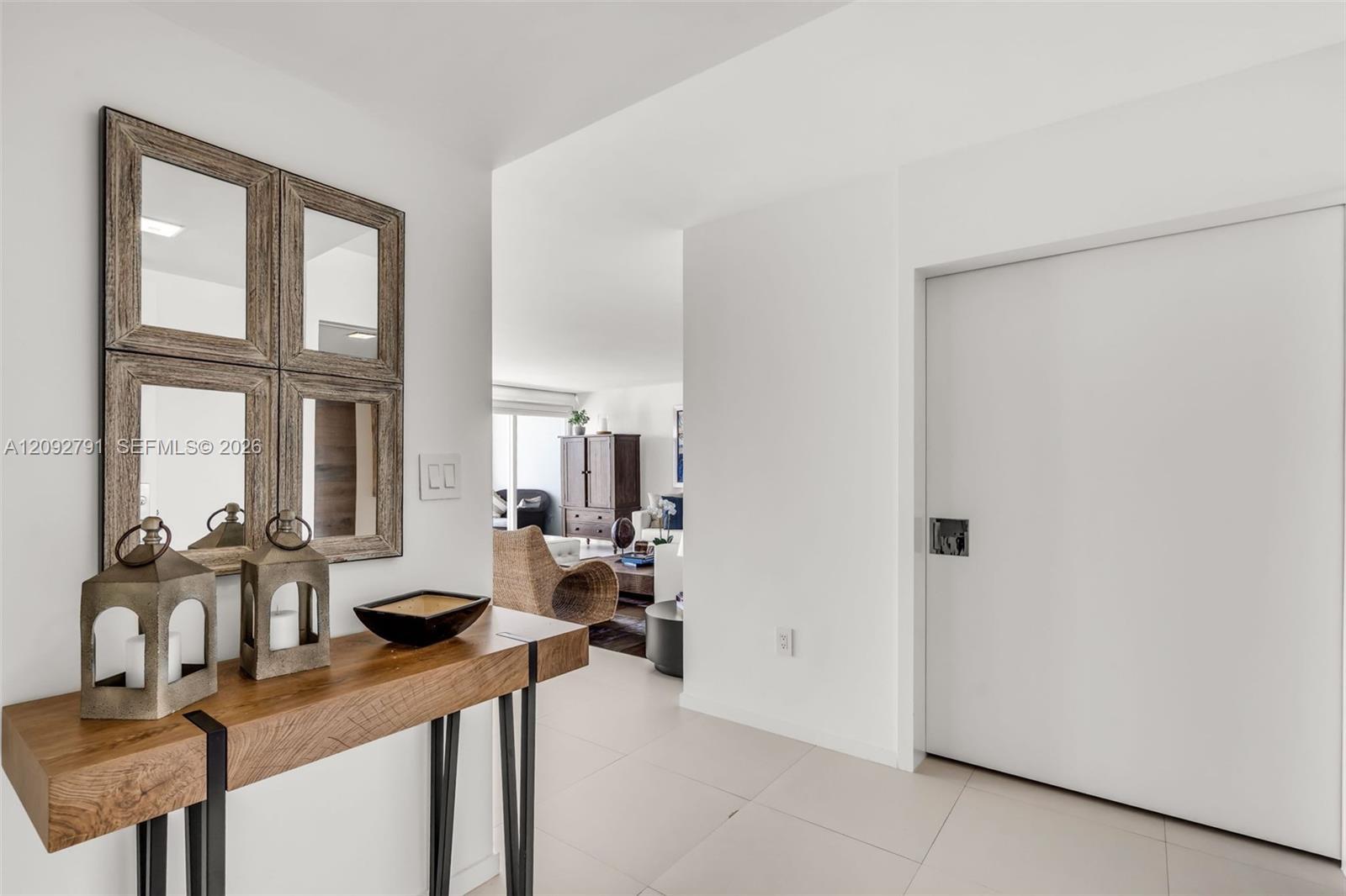 881 Ocean Dr # 20E, Key Biscayne FL 33149 photo 2