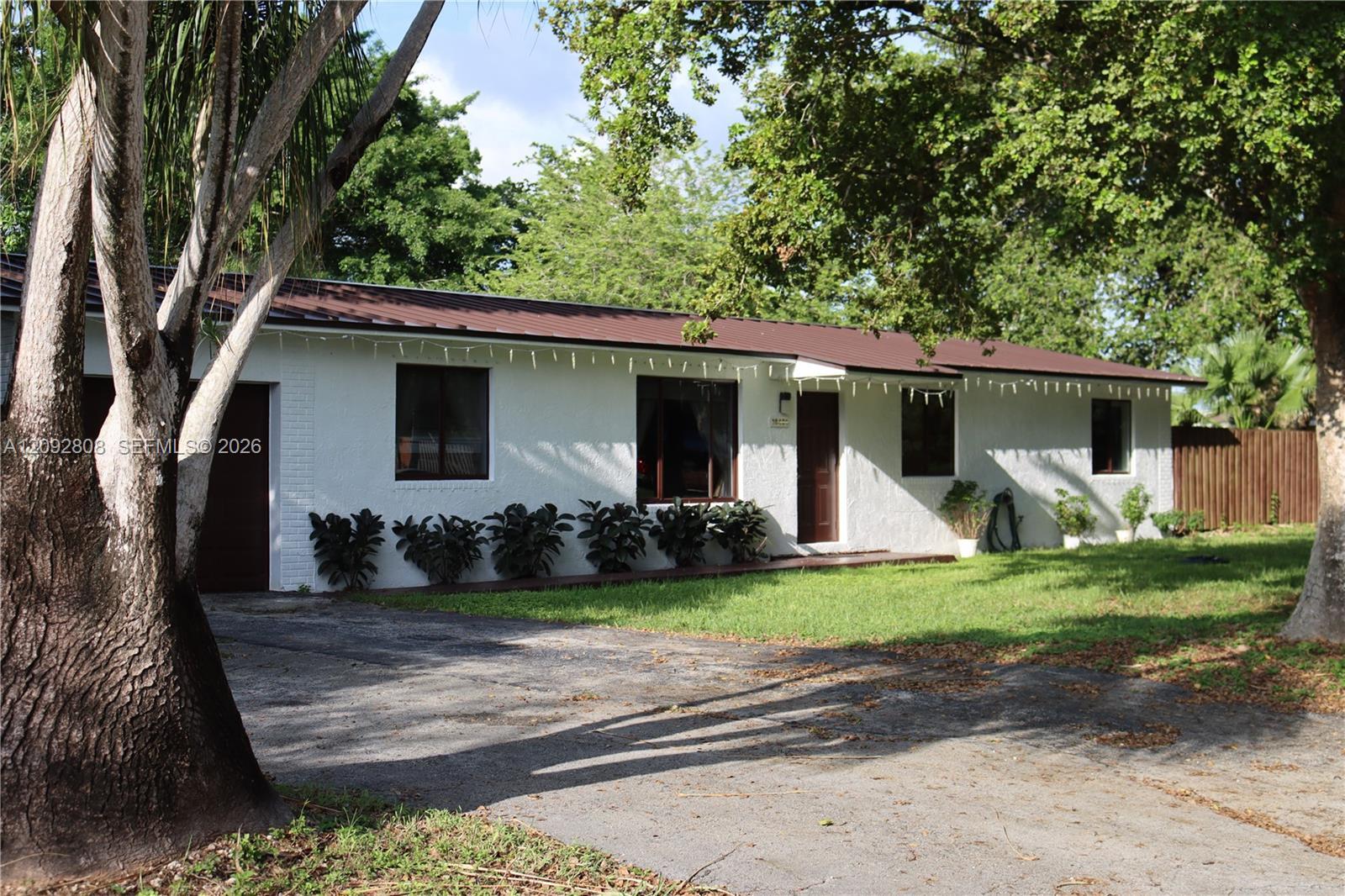 16401 SW 293rd St, Homestead FL 33033 photo 2