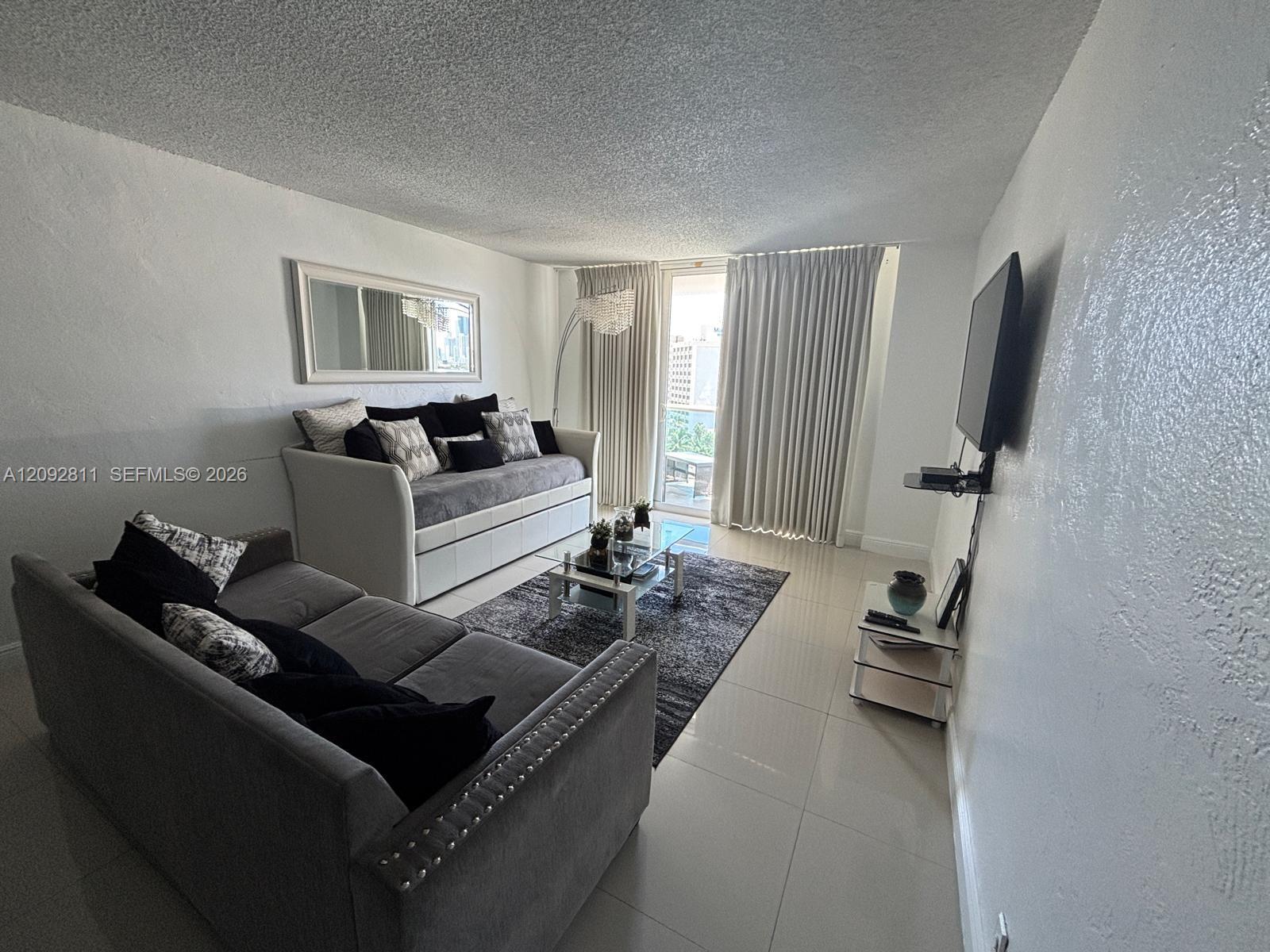 19370 Collins Ave # 1021, Sunny Isles Beach FL 33160 photo 2