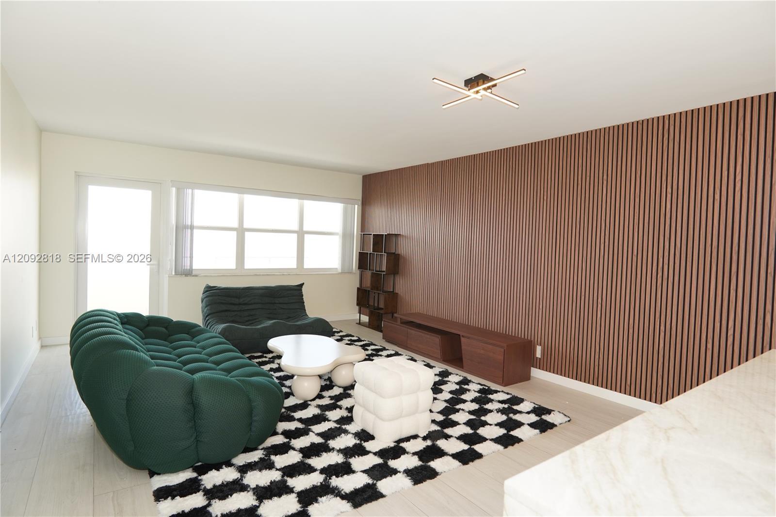 401 Golden Isles Dr # 701, Hallandale Beach FL 33009