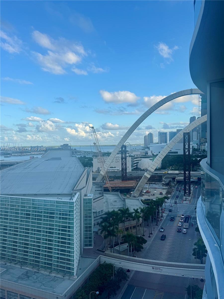 1400 Biscayne Blvd. # 1403, Miami FL 33132 photo 4