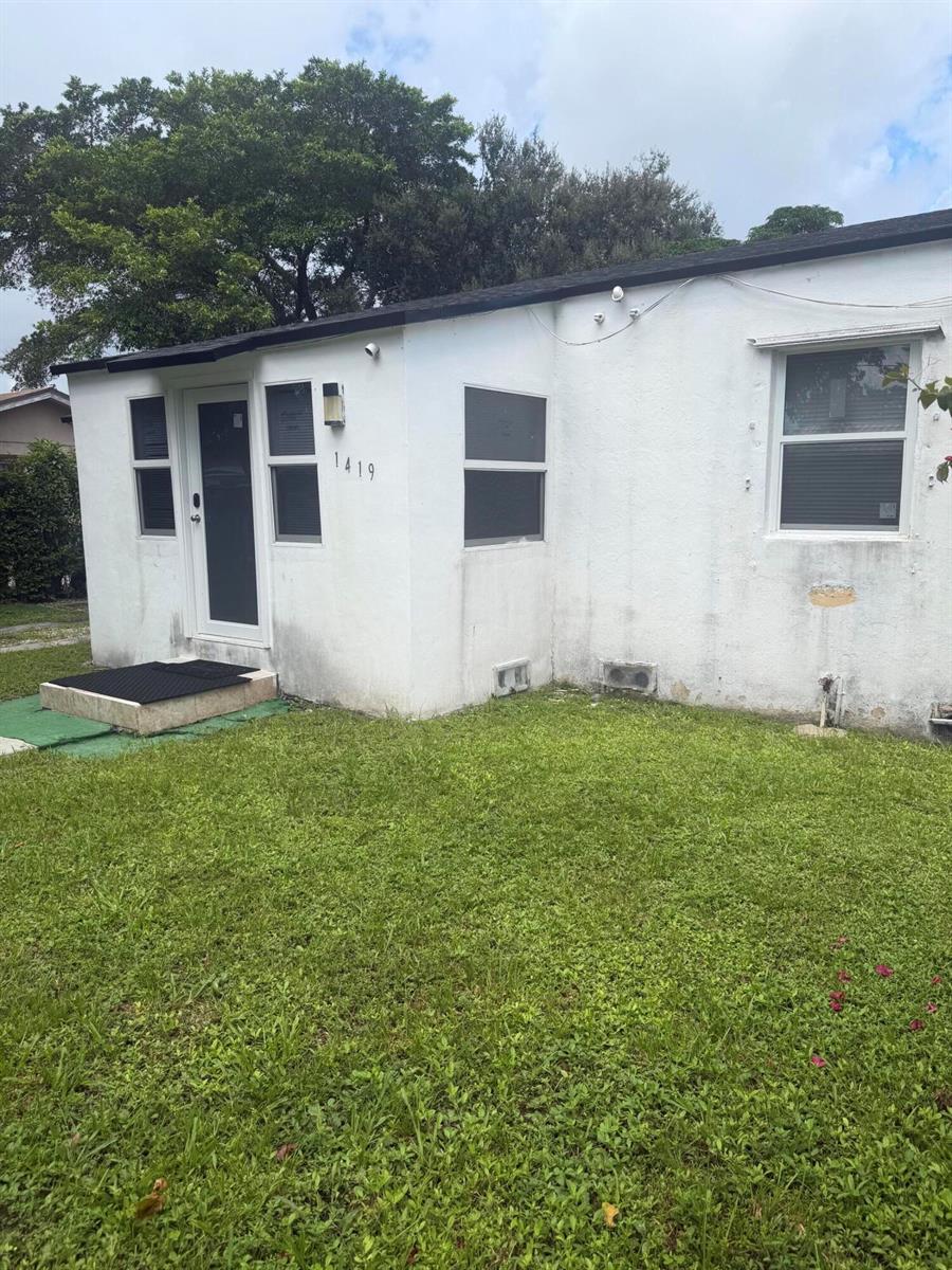 1419 NW 44TH Street # 1, Miami FL 33142 photo 2