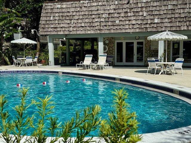 3105 Oakland Shores Dr # J202, Oakland Park FL 33309 photo 5