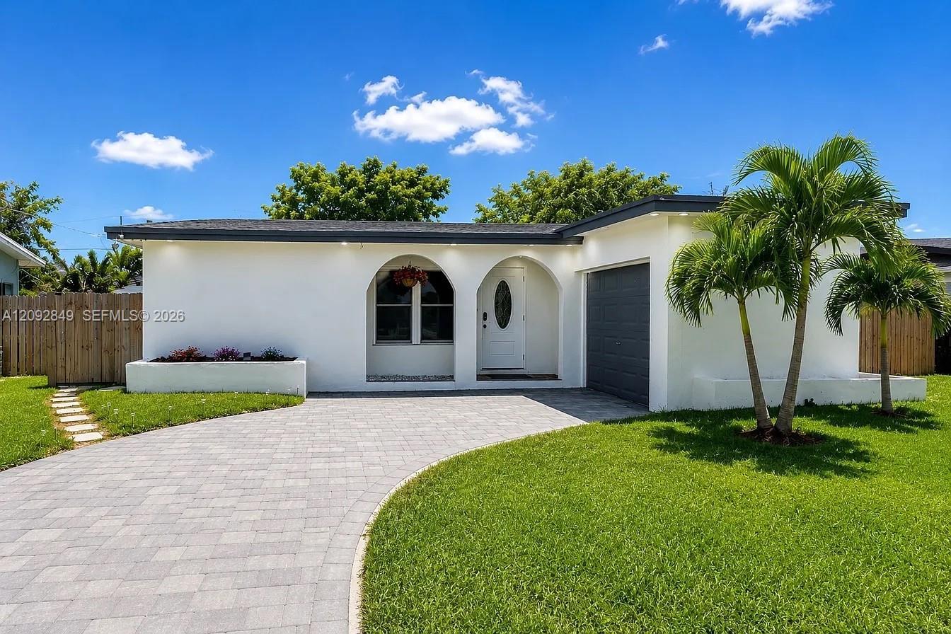 9162 NW 26th Pl, Sunrise FL 33322